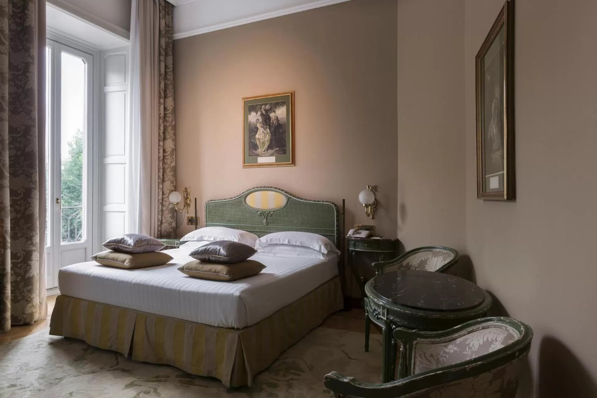 Superior Double or Twin Room in Grand Hotel et de Milan - The Leading Hotels of the World