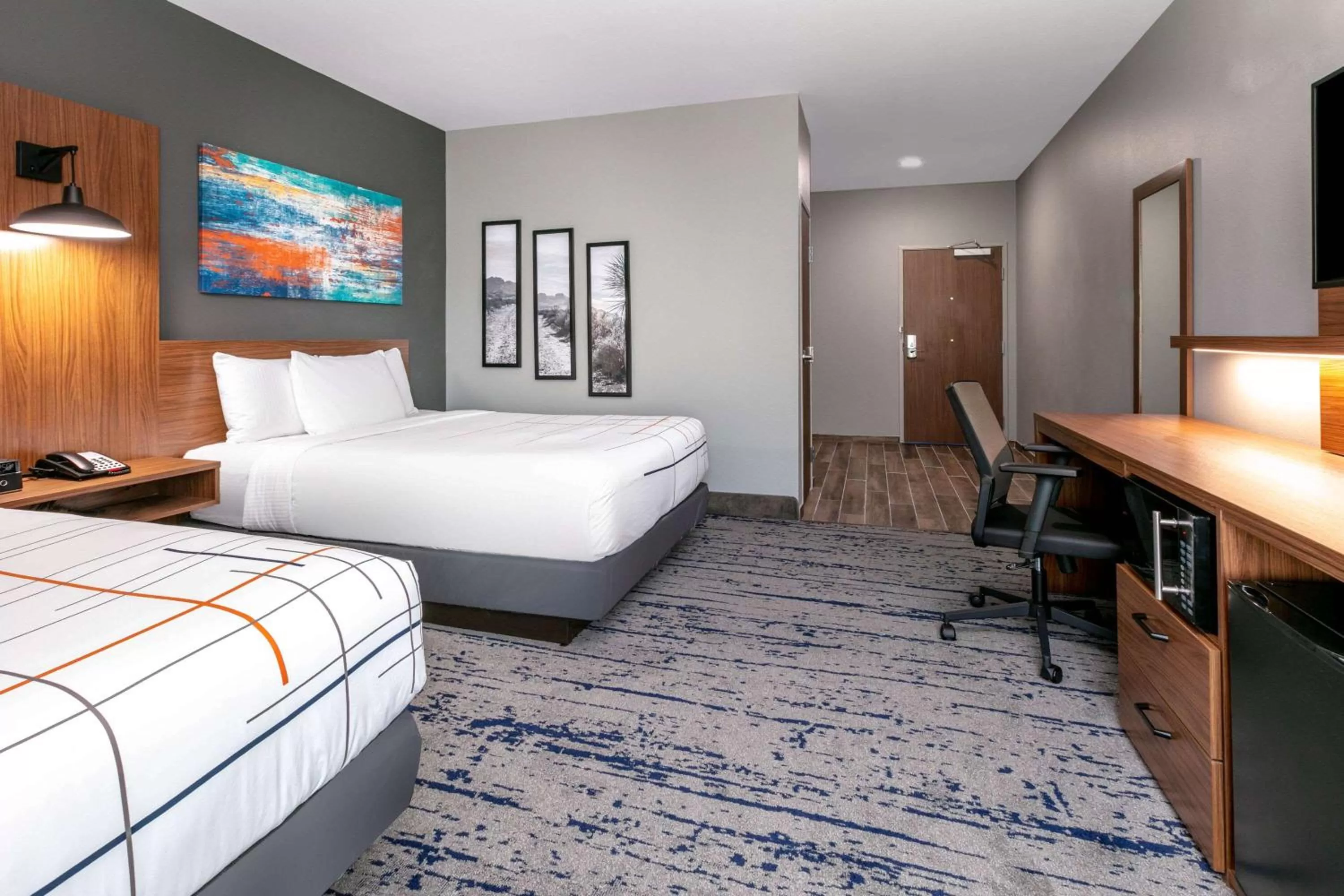 Queen Room with Two Queen Beds - Non-Smoking in La Quinta by Wyndham Jacksonville, Texas