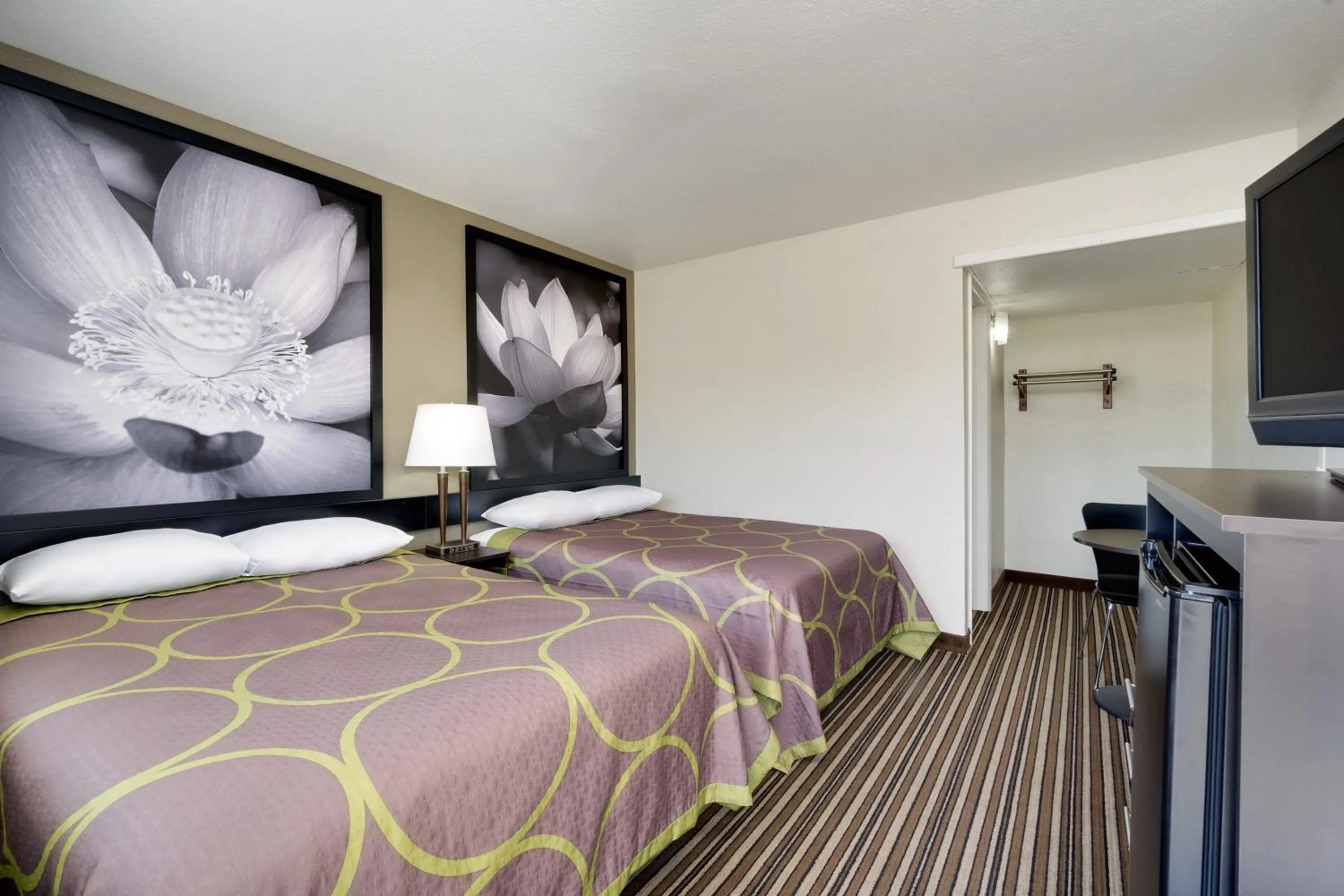 Double Room with Two Double Beds - Smoking in Super 8 by Wyndham Florence