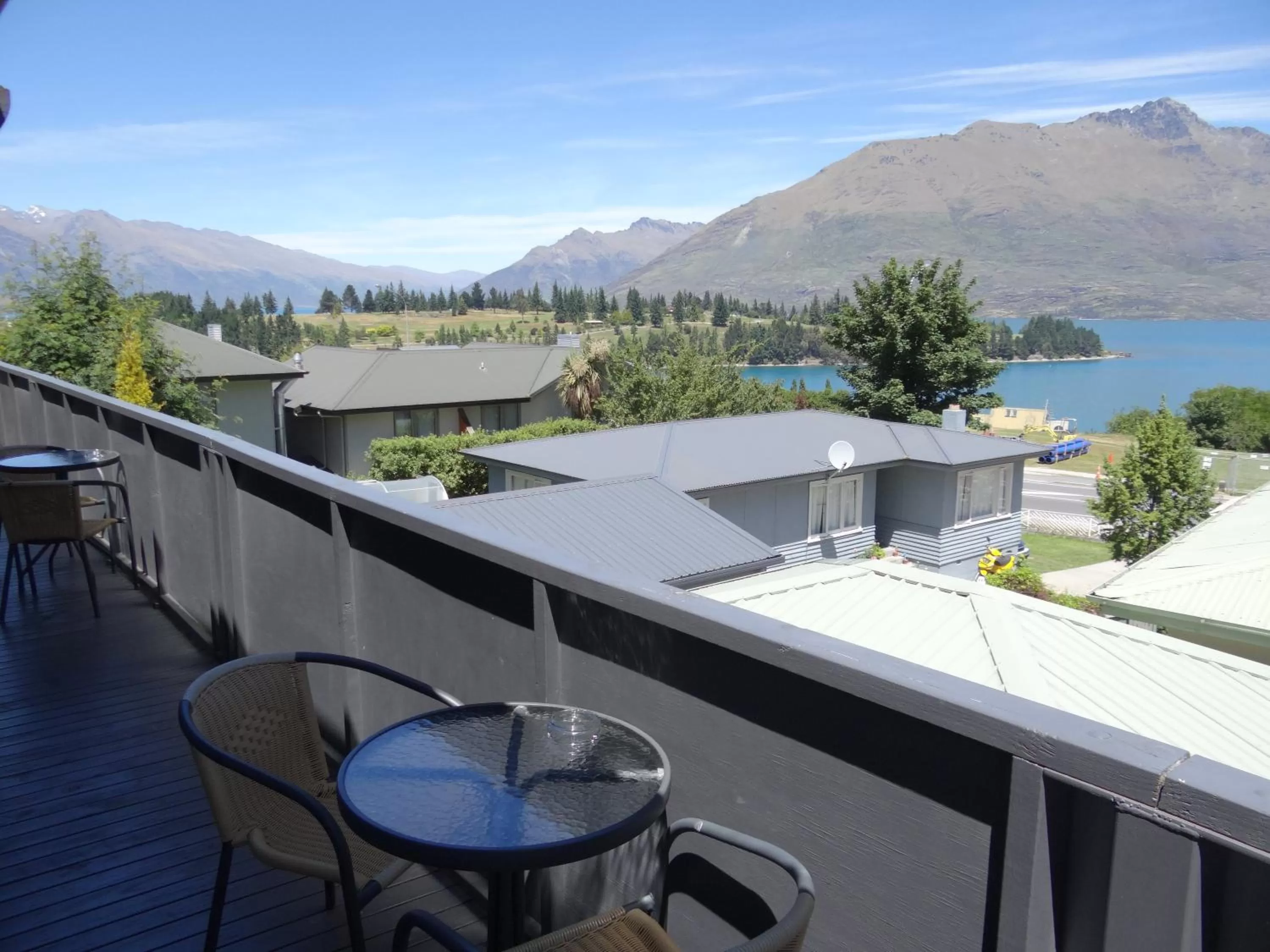 King or Twin Room in Chalet Queenstown