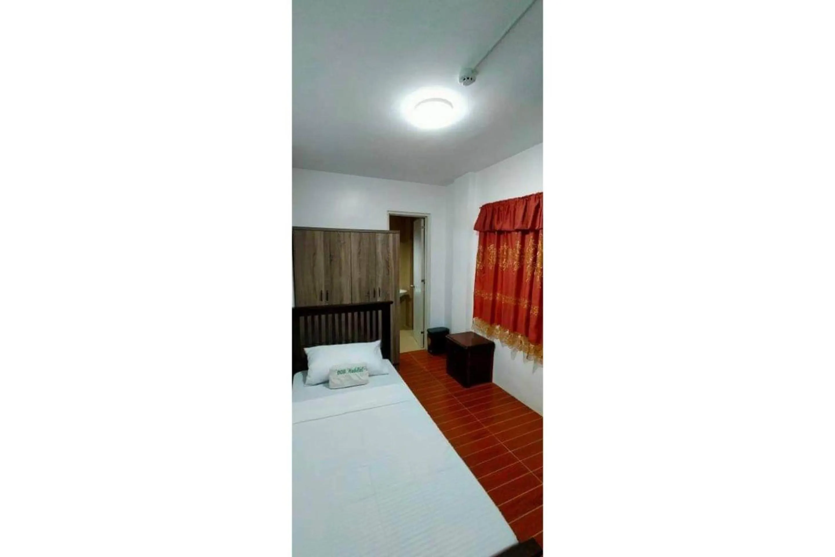 Standard Single Room - single occupancy in OYO 799 Ddd Habitat Iloilo