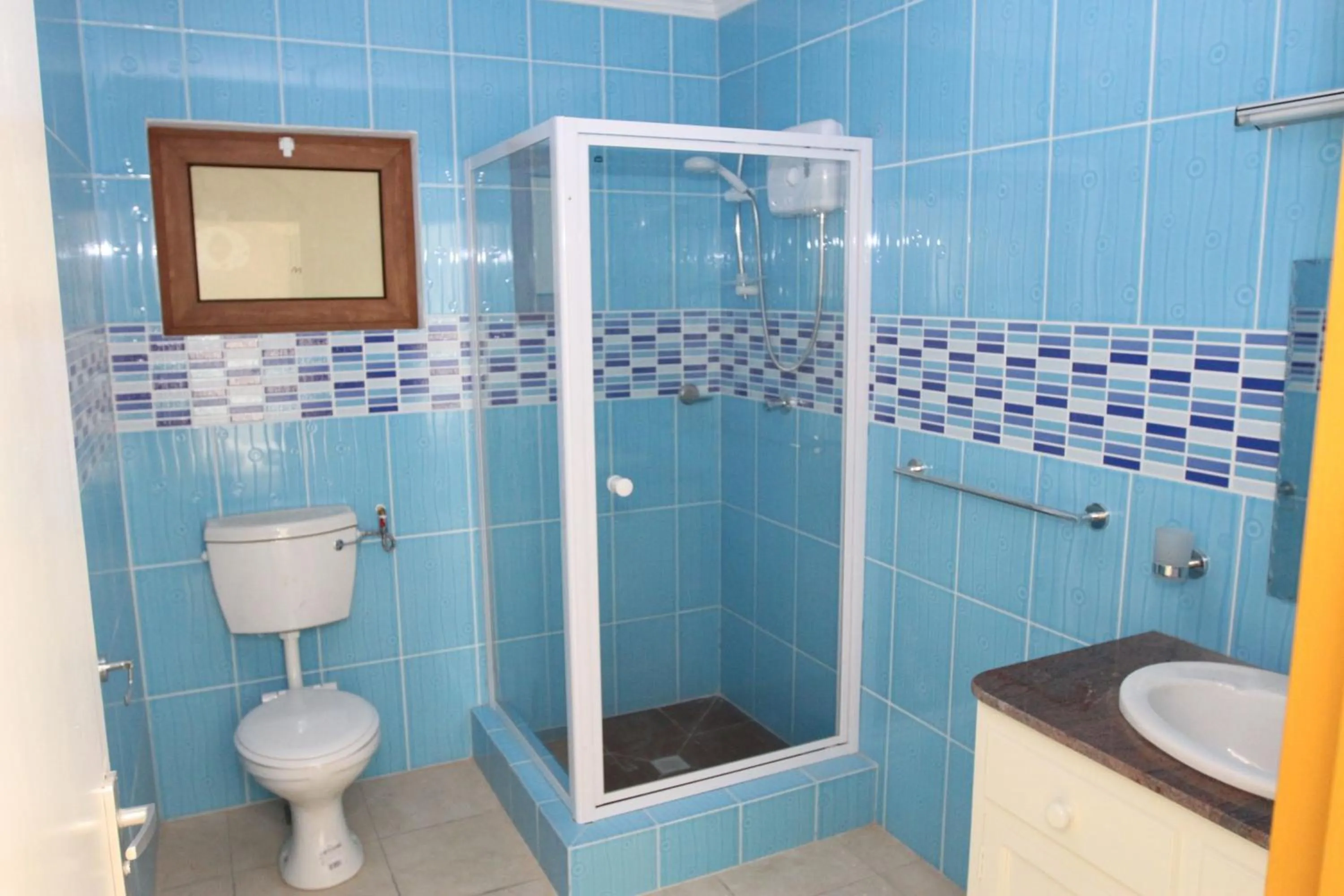 Studio with Twin beds and balcony in Forest Lodge