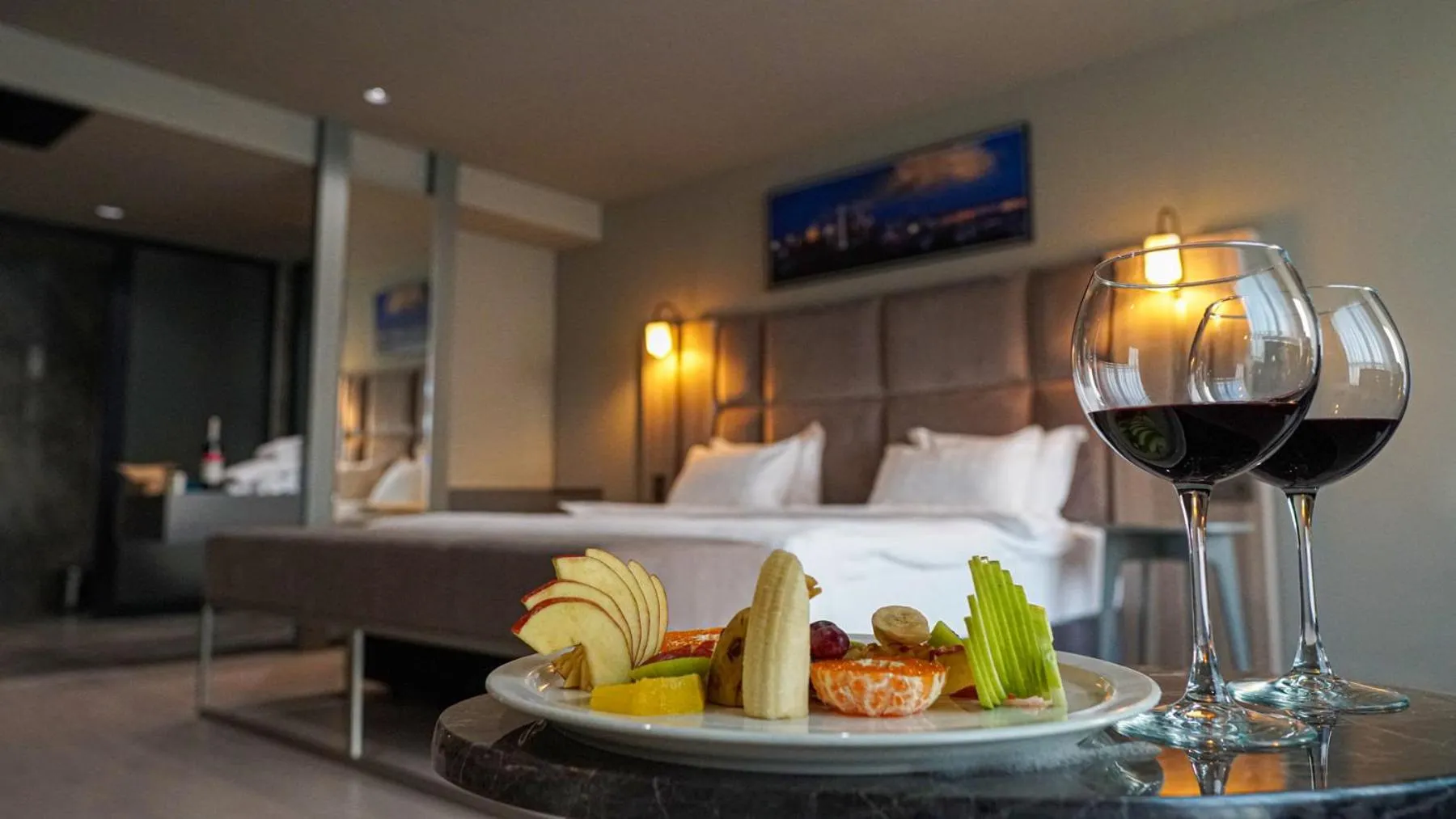 King Room with Sea View in Pasaport Pier Hotel