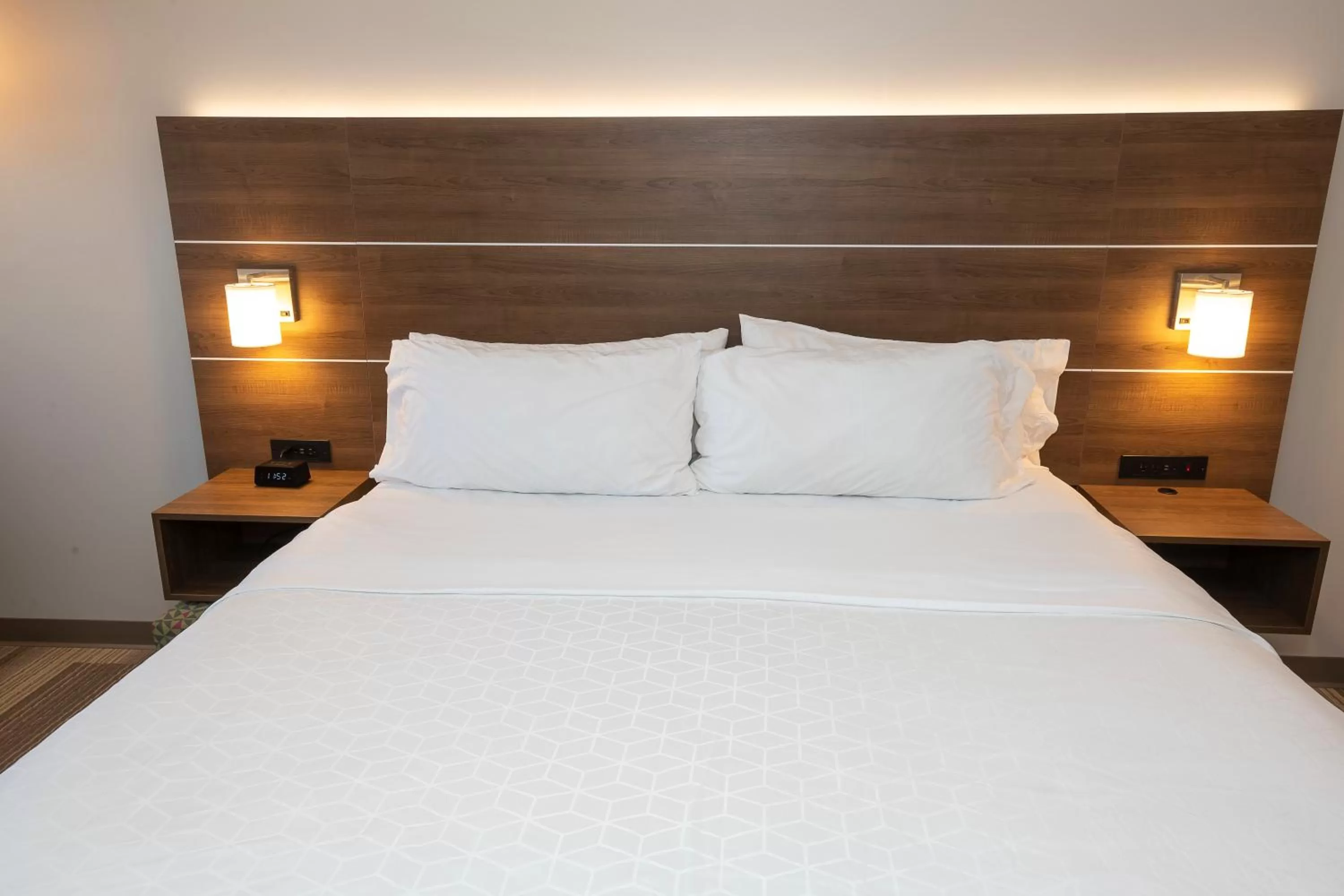 Standard King Room in Holiday Inn Express & Suites Iron Mountain by IHG