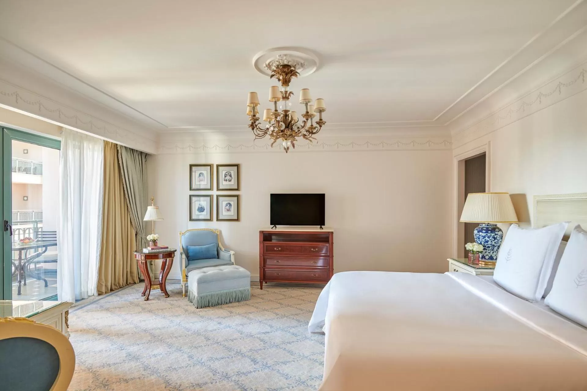 Superior King Room with City View in Four Seasons Hotel Alexandria At San Stefano