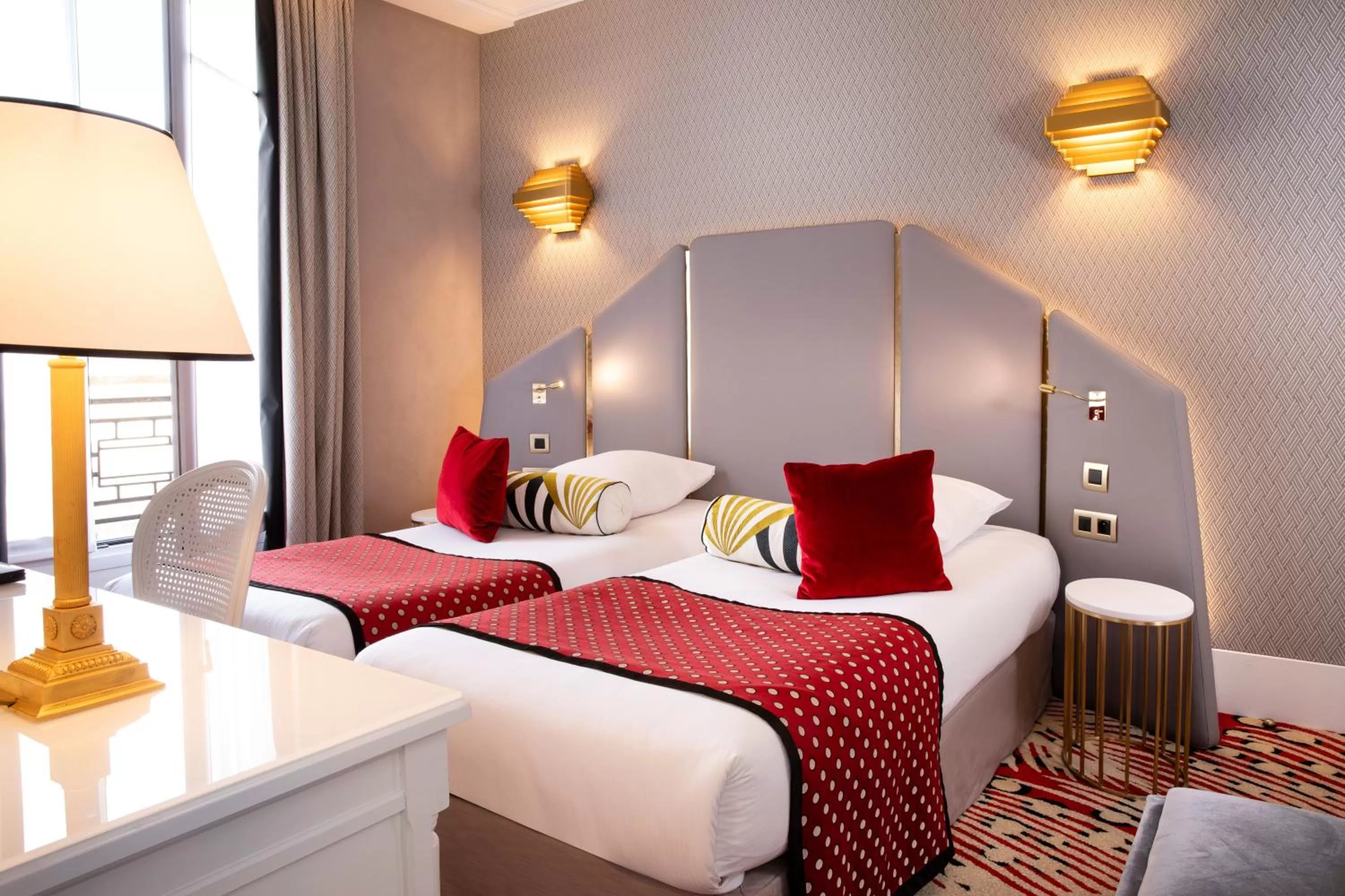 Two Connecting Double Rooms in Hôtel Victor Hugo Paris Kléber
