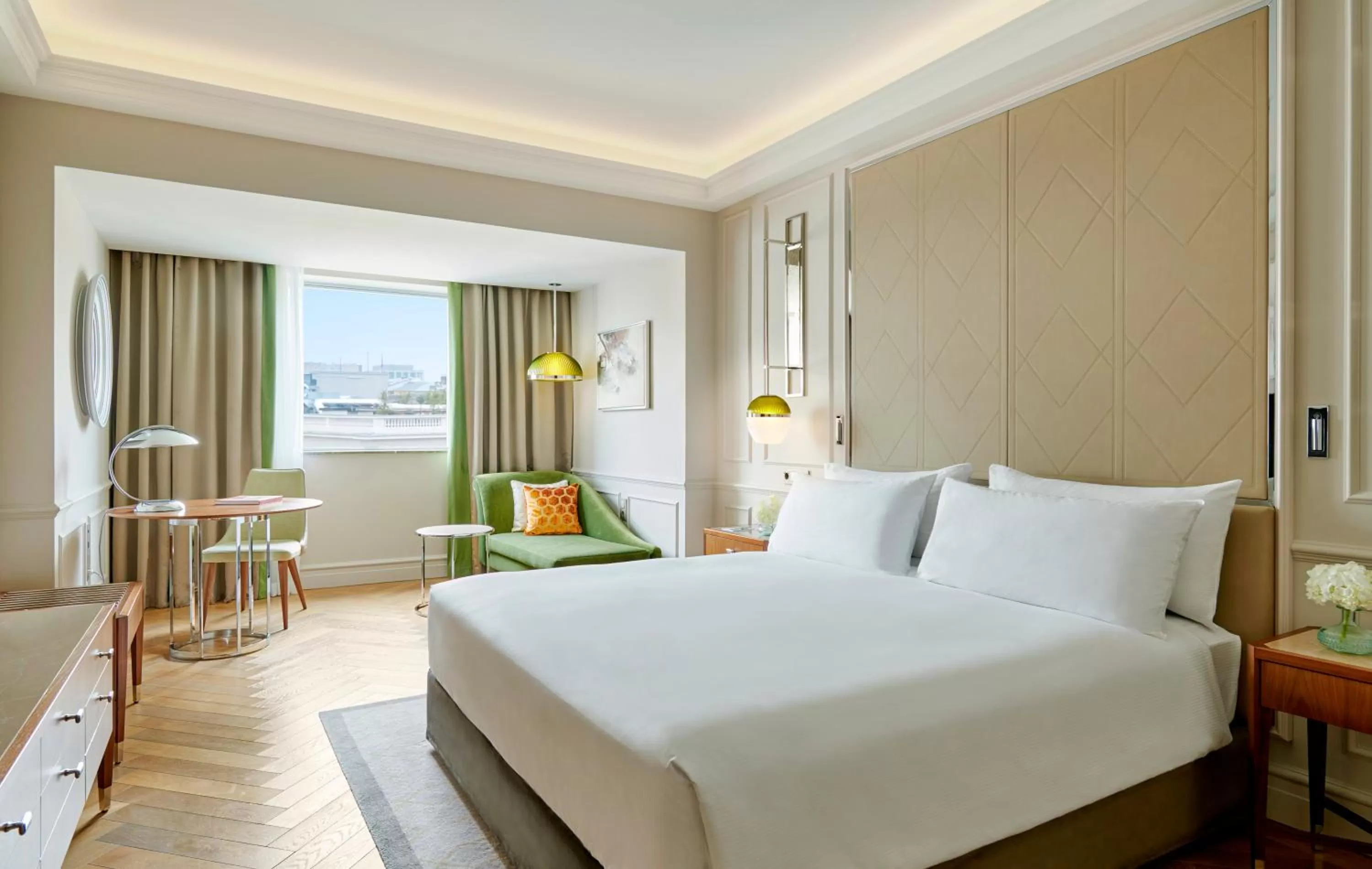 Classic Room in InterContinental Athenee Palace Bucharest by IHG