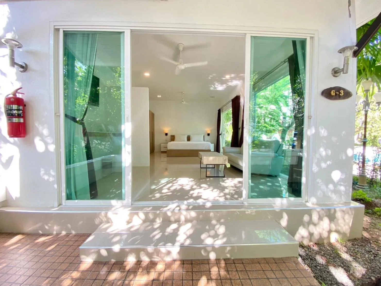 Deluxe Double Room with Pool View in Garden Home Kata