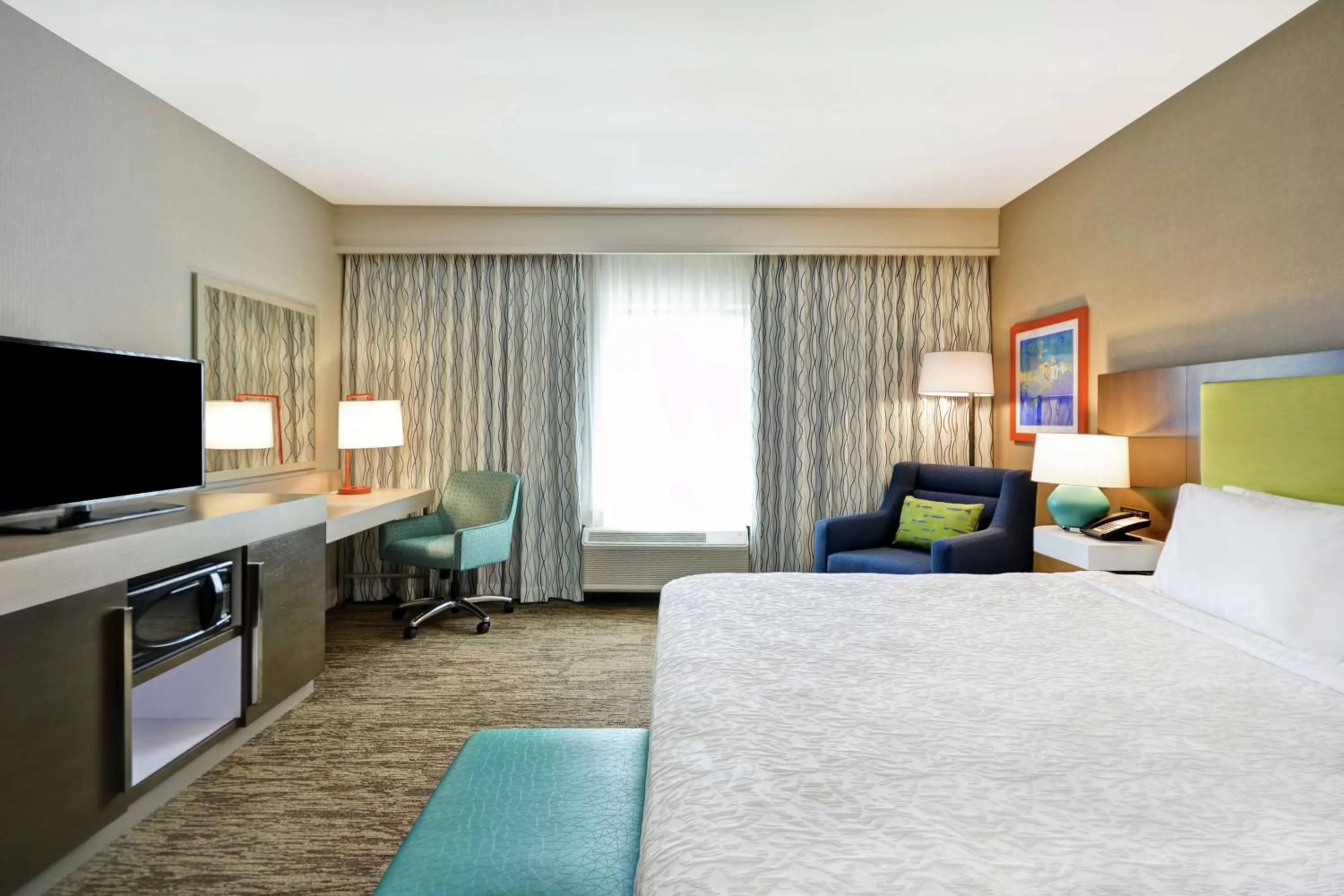 King Room in Hampton Inn & Suites Grants Pass