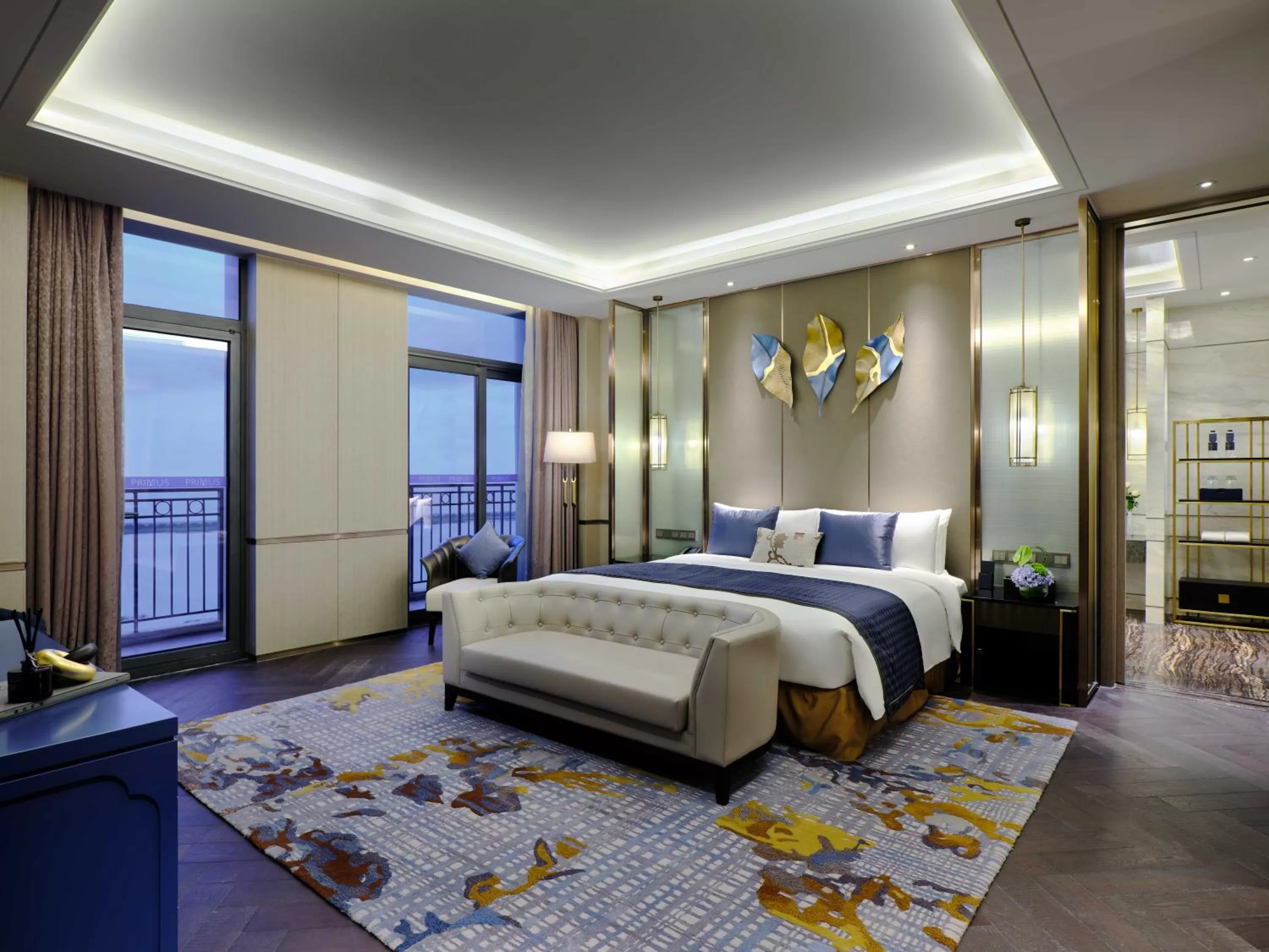 Presidential Suite Room in Primus Hotel Shanghai Sanjiagang - Offer Pudong International Airport and Disney shuttle