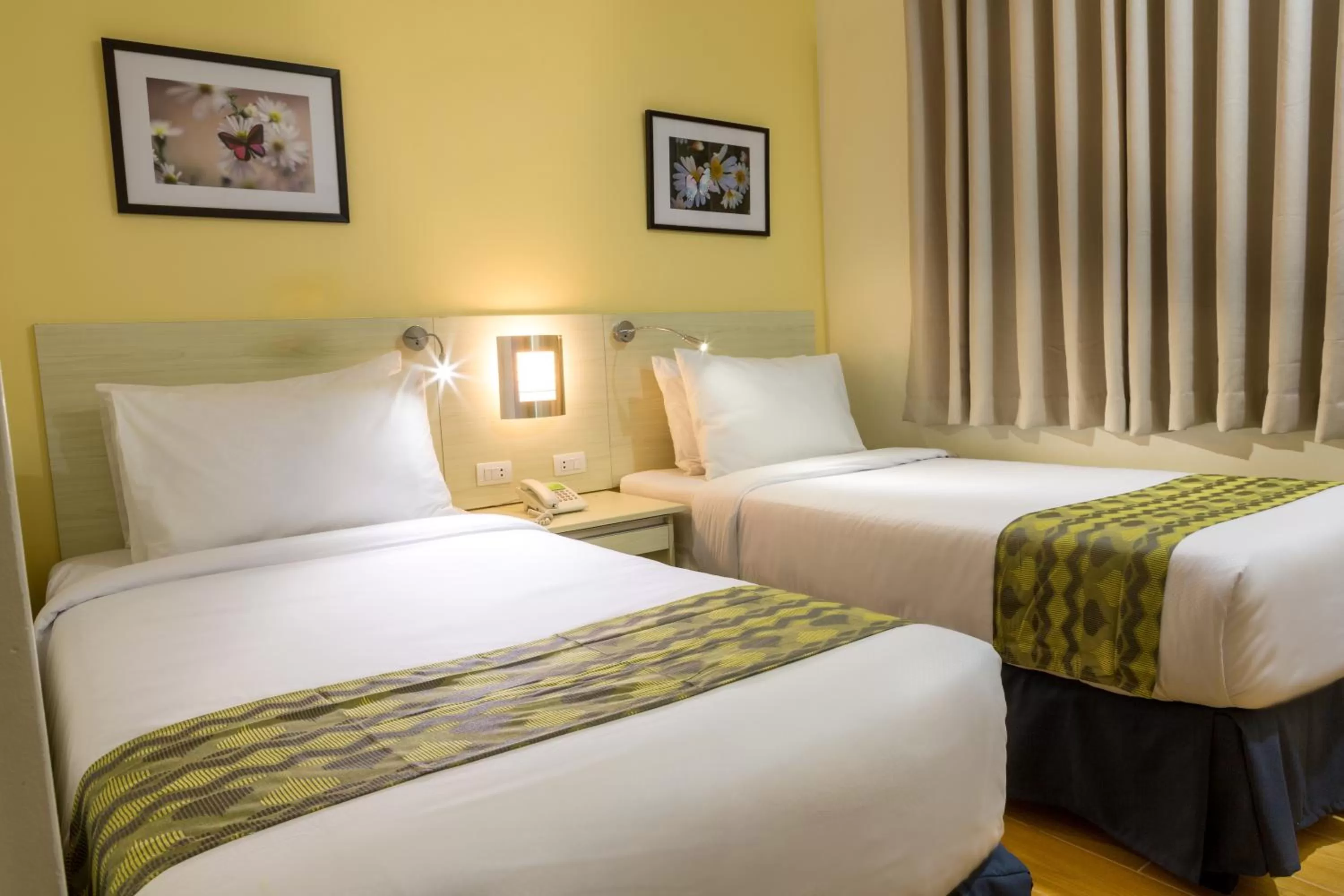 Standard Double Room in Hamersons Hotel Cebu