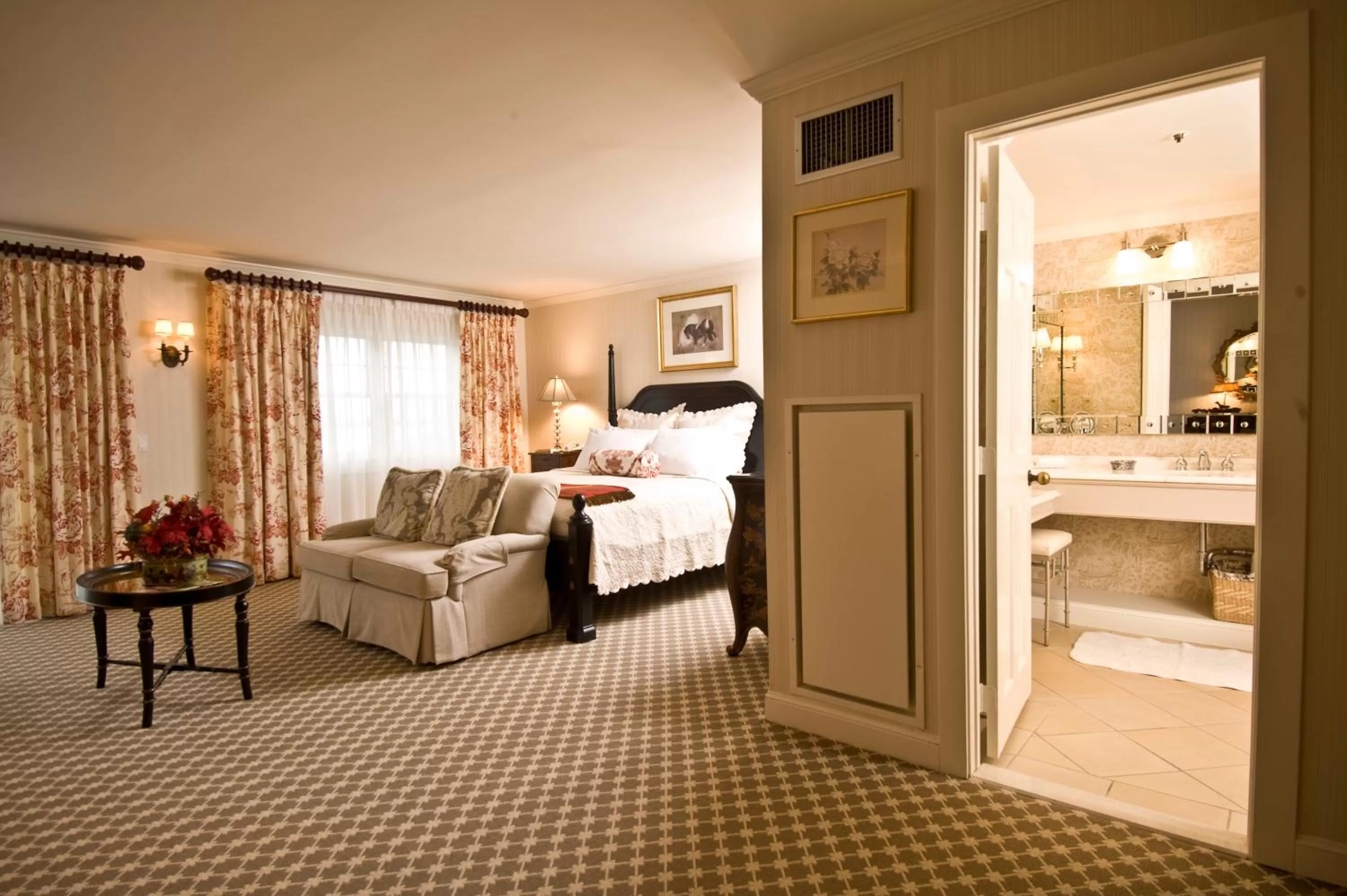 King Room with Garden View in Saybrook Point Resort & Marina