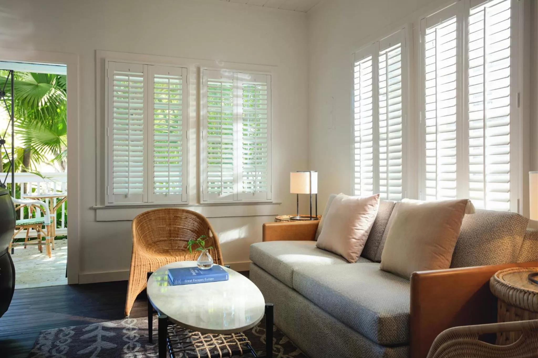 One-Bedroom King Suite with Mobility Accessible Tub in Kimpton Ella's Cottages, an IHG Hotel