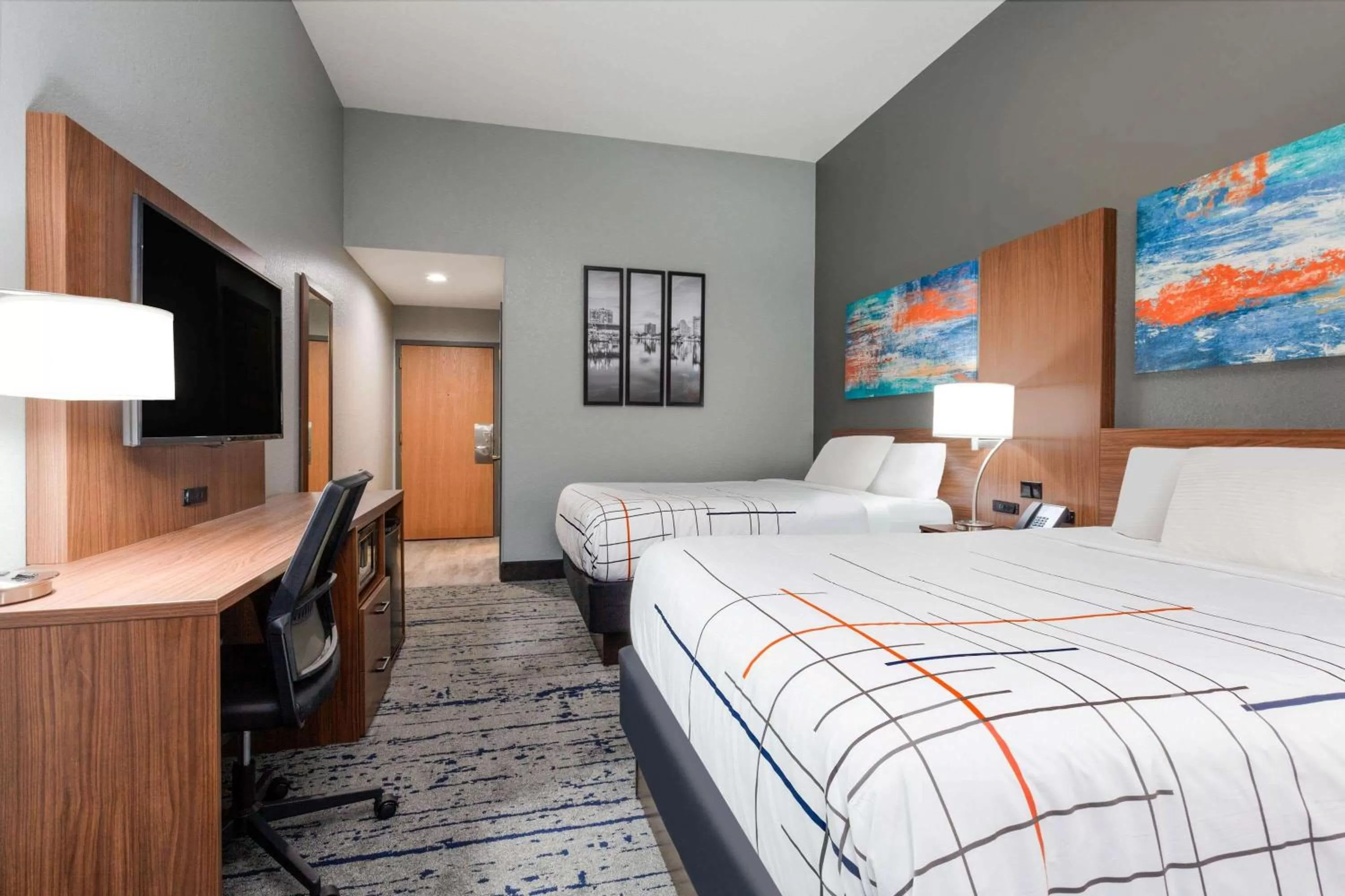 Deluxe Queen Room with Two Queen Beds in La Quinta by Wyndham St. Petersburg Northeast *Newly Renovated