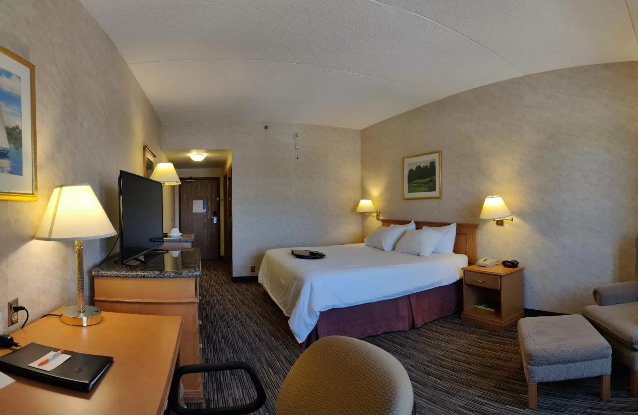 King Room in Humphry Inn and Suites