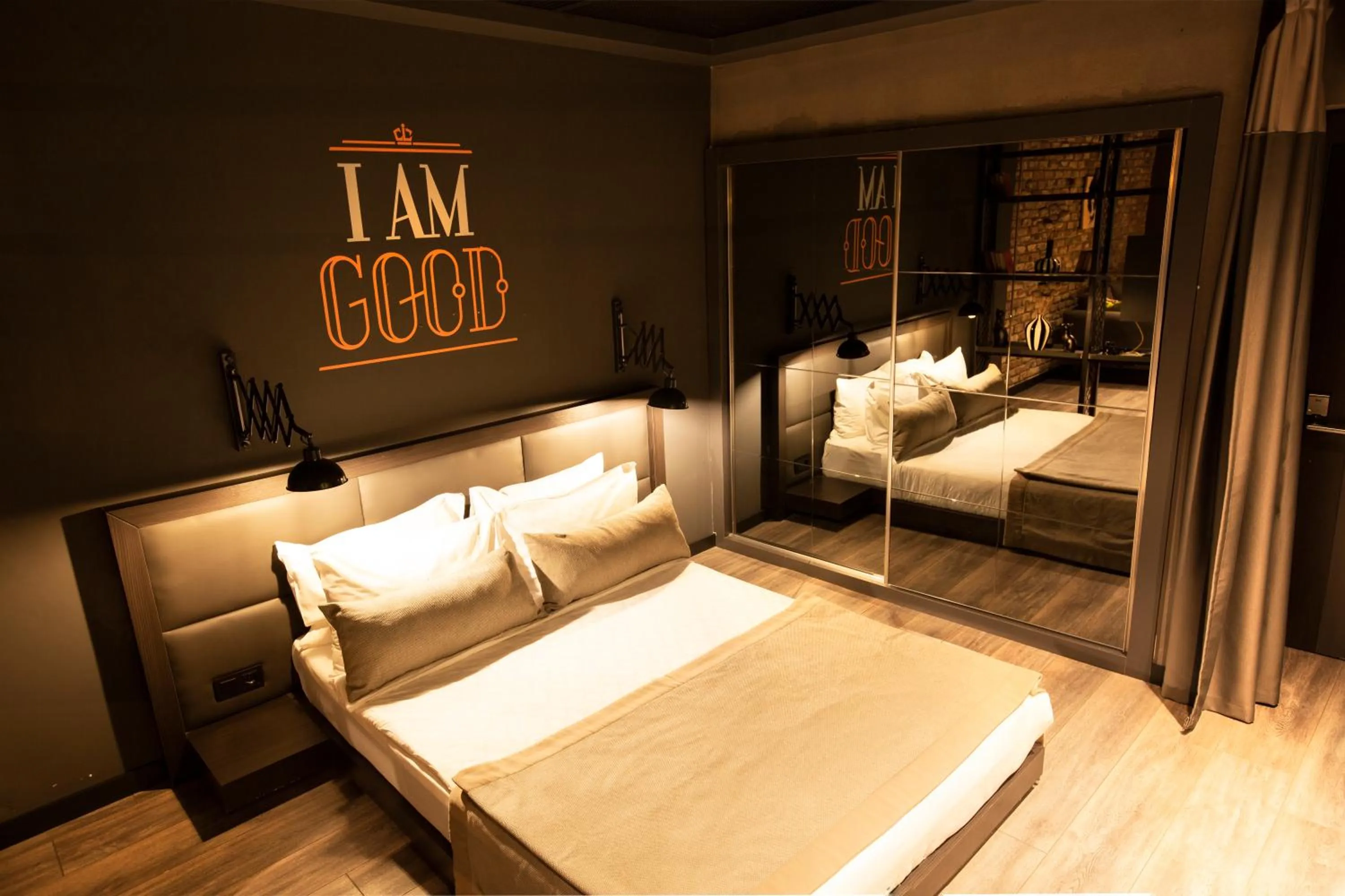 Garden Suite with Jacuzzi in Cityloft 161