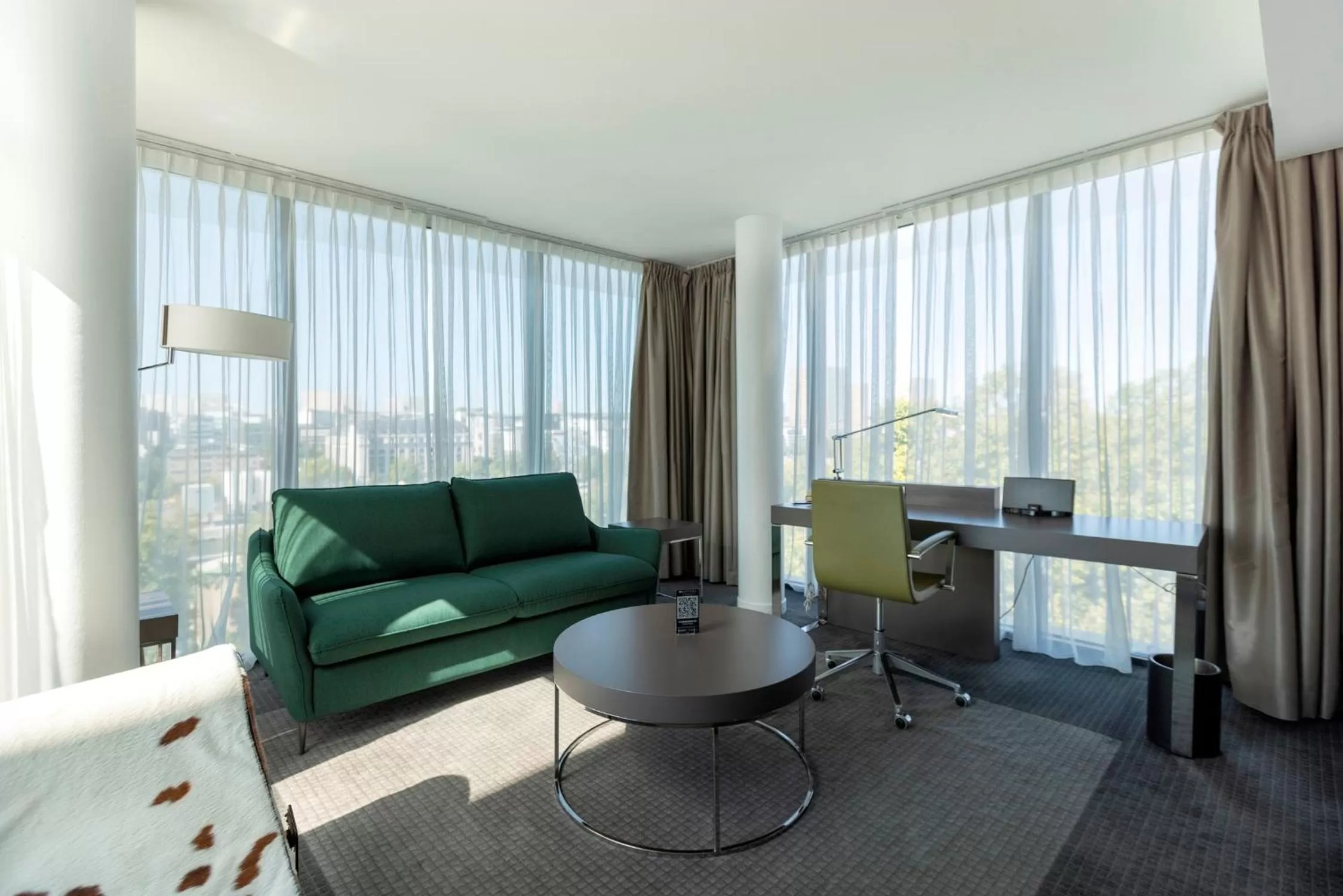 Junior King Suite With Panoramic View in Pullman Paris Centre - Bercy