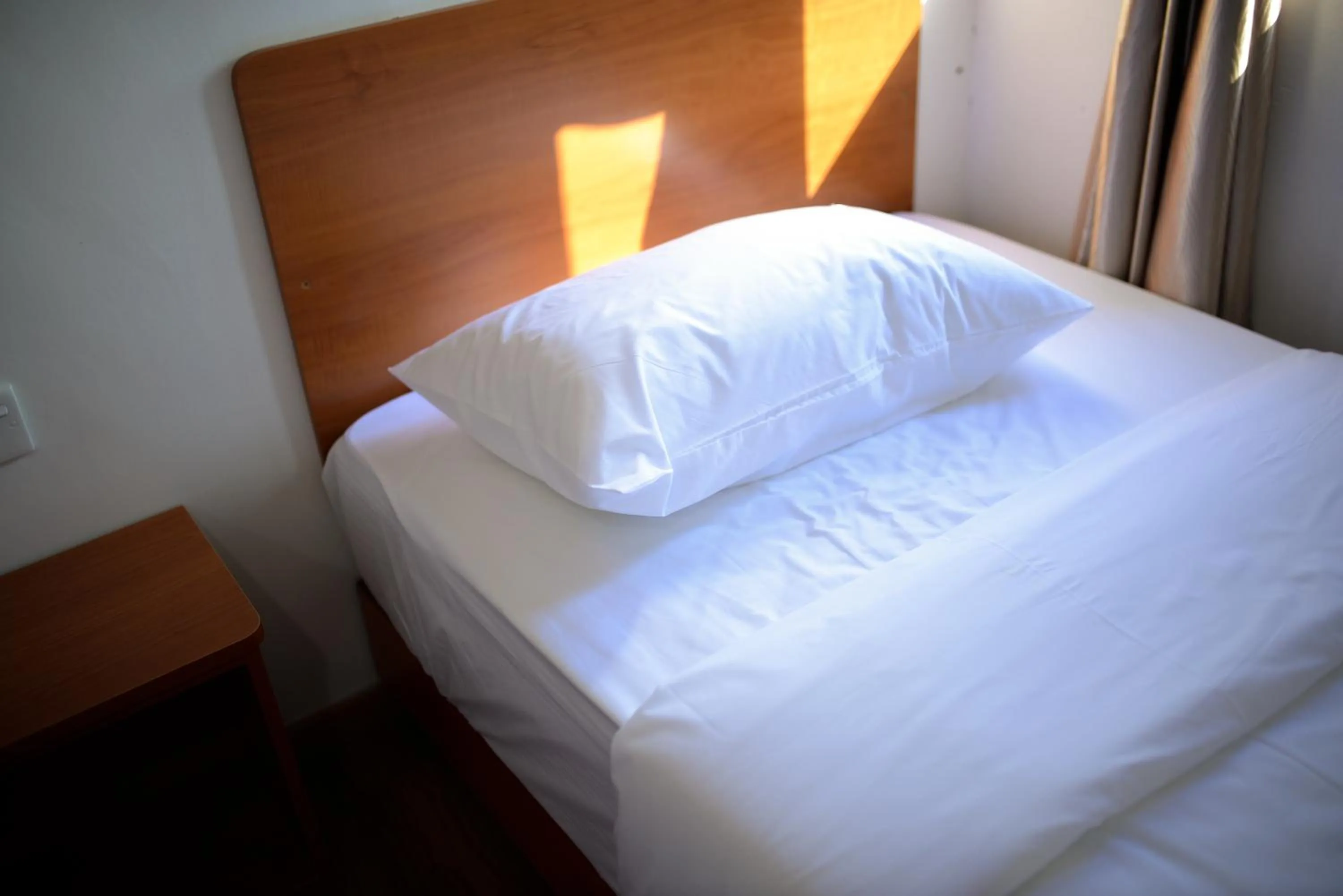 Standard Single Room - single occupancy in MG Hotel