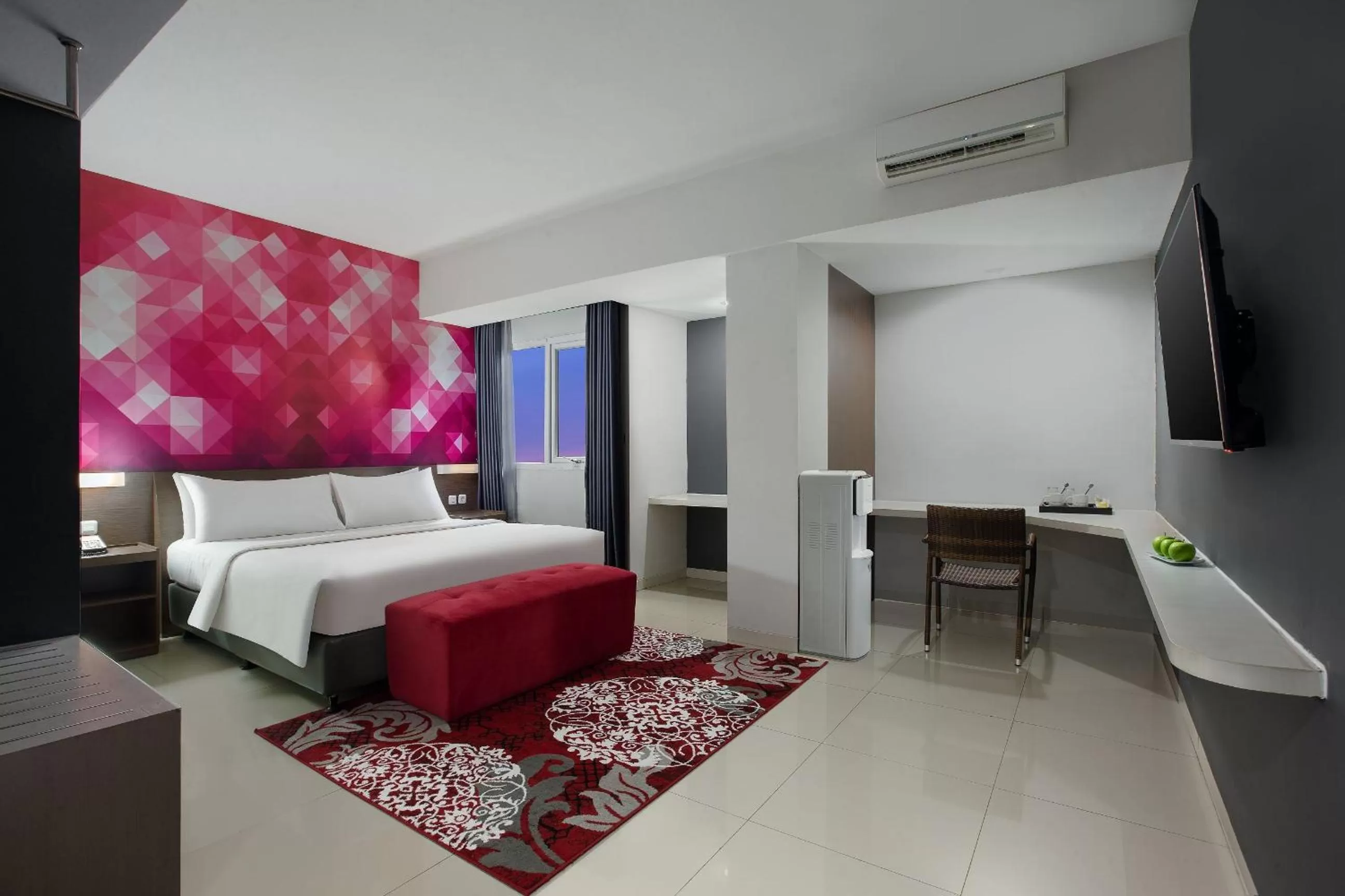 Deluxe Double Room in favehotel Diponegoro