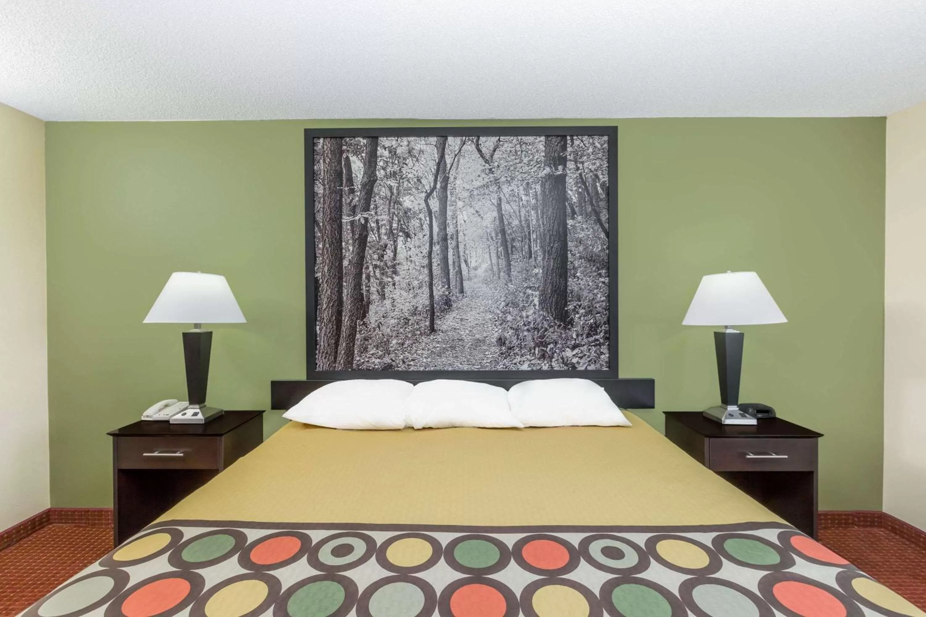 King Room- Non-Smoking in Super 8 by Wyndham Grinnell IA