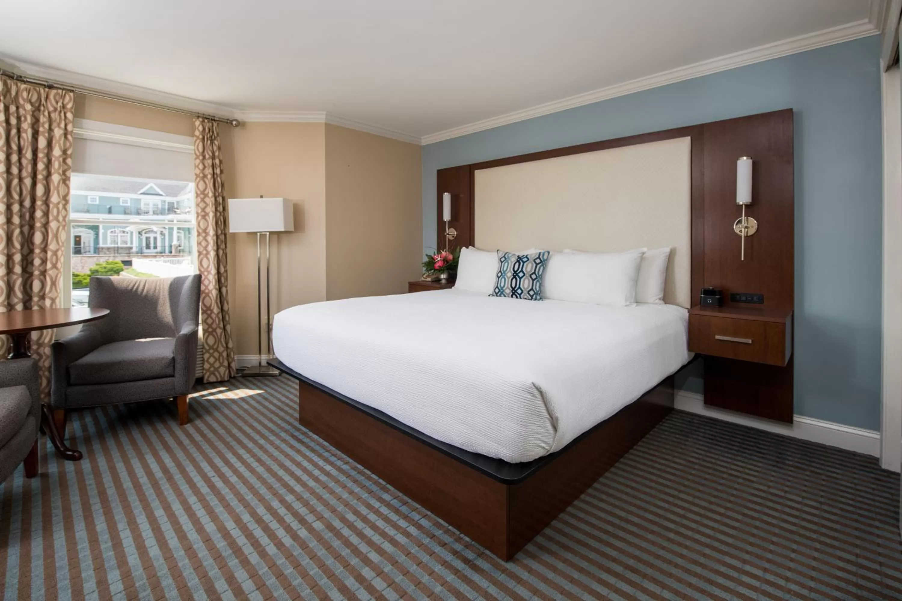 West Corner King - Ocean Front in Union Bluff Hotel & Meeting House