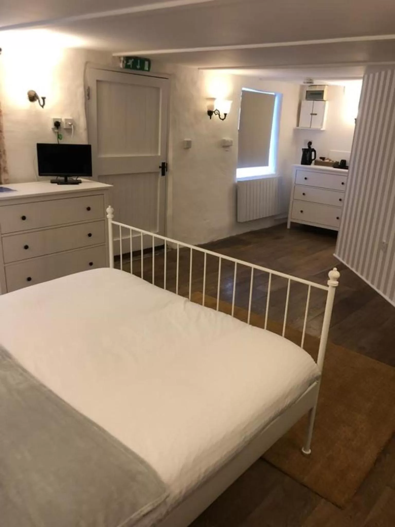 Double Room in The Engine Inn