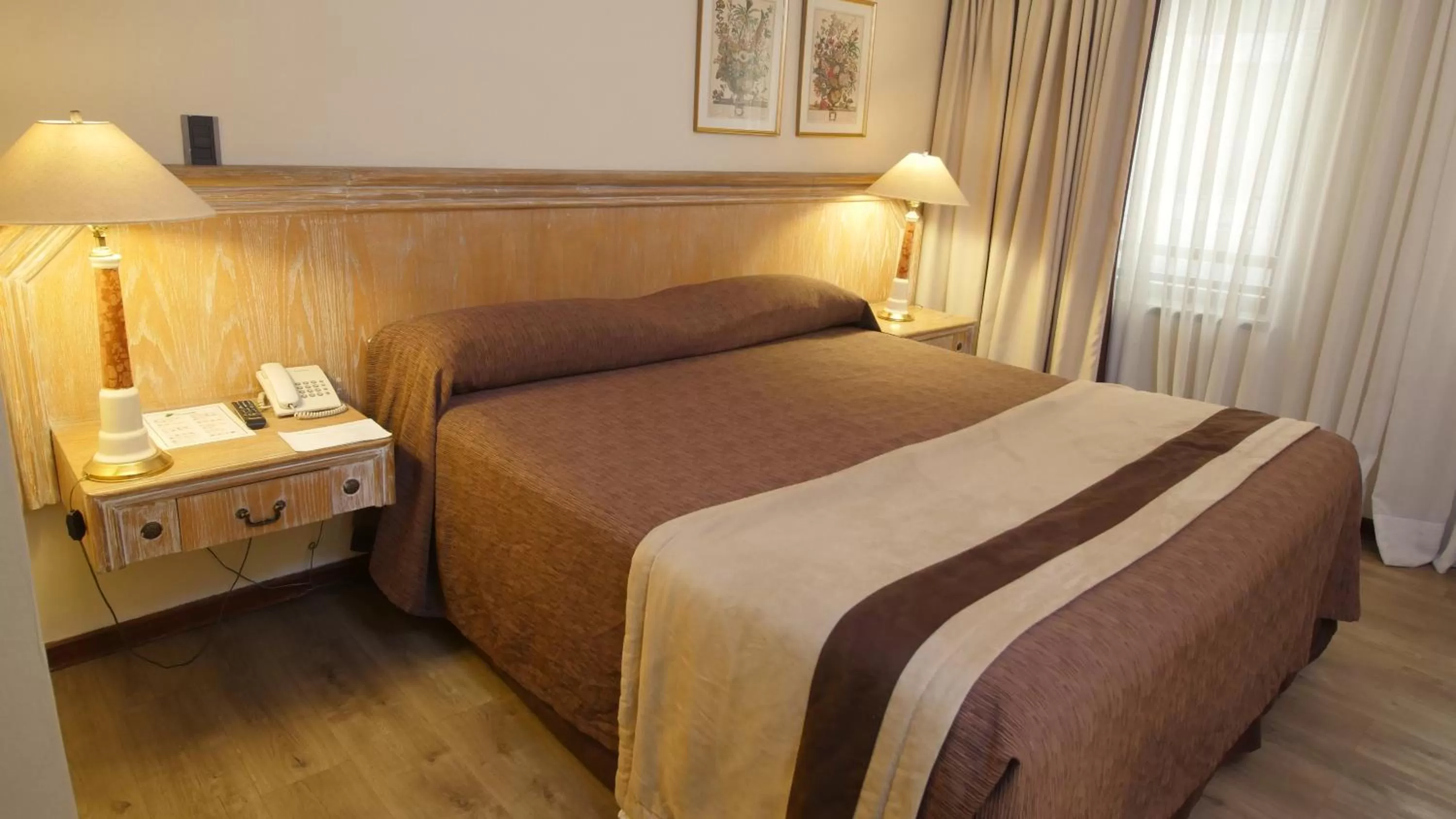 Queen Room - single occupancy in Hotel Diego de Almagro Santiago Centro