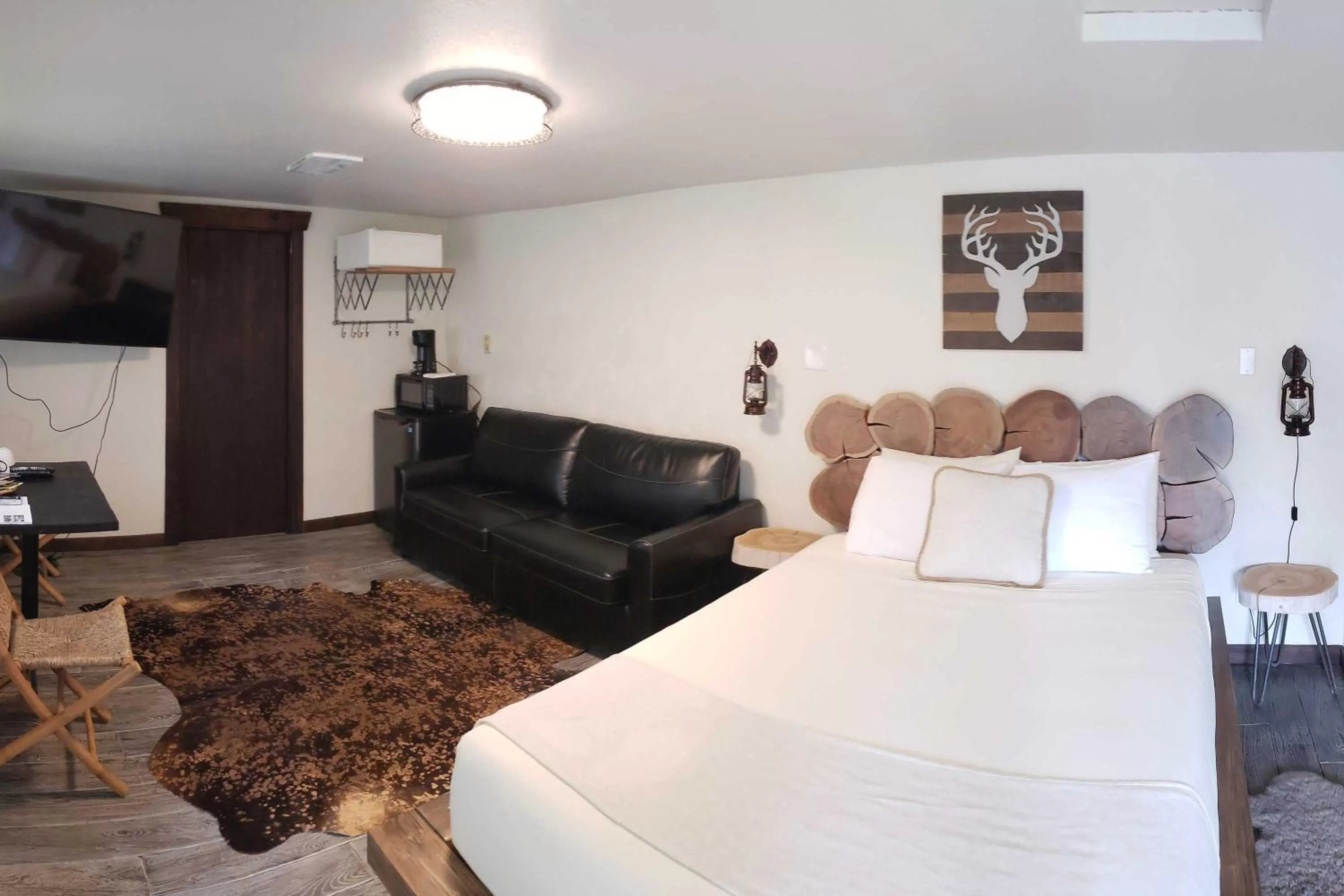 Double Room in Paradise Village
