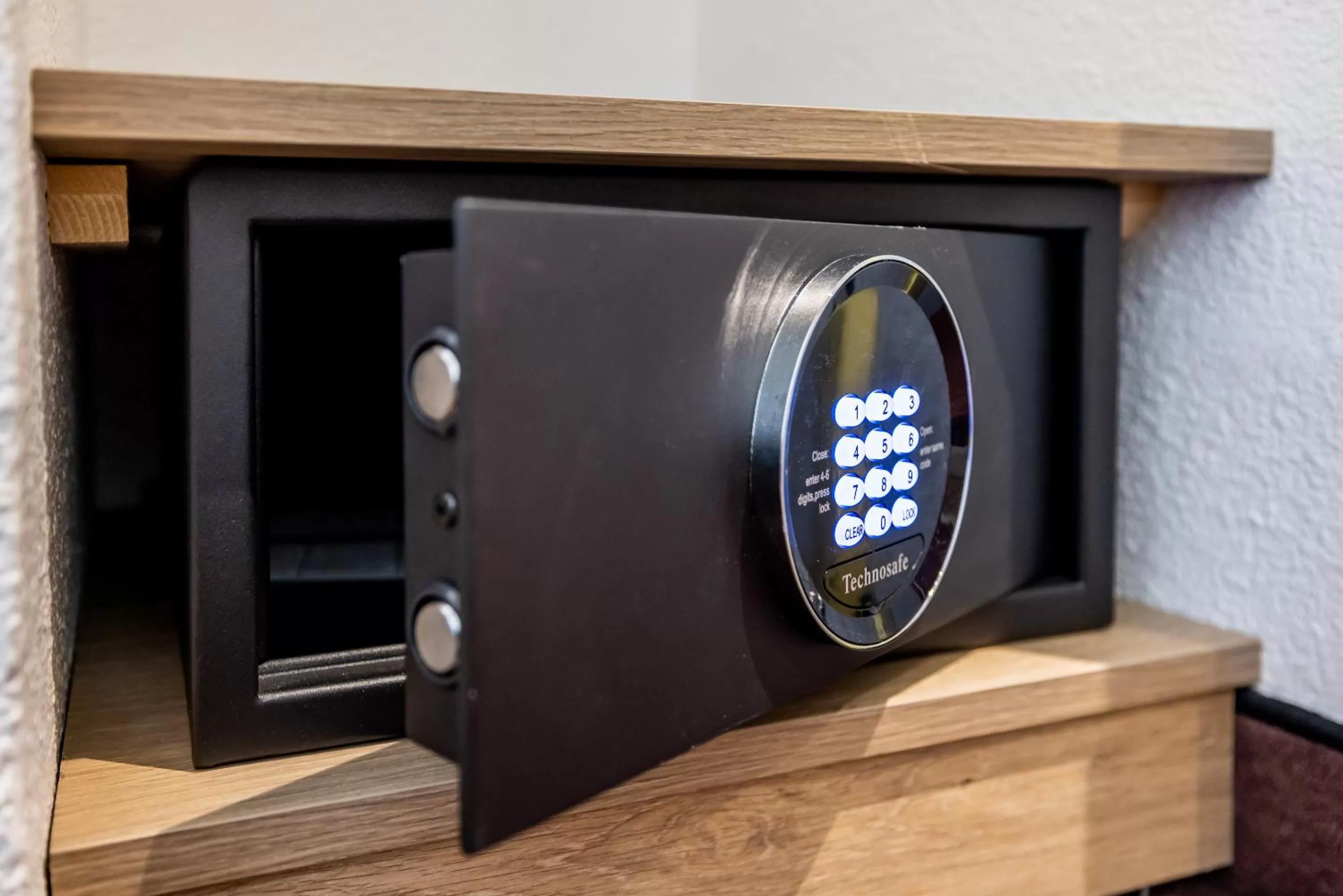 Classic Queen Room in Best Western Hotel Le Bordeaux Sud