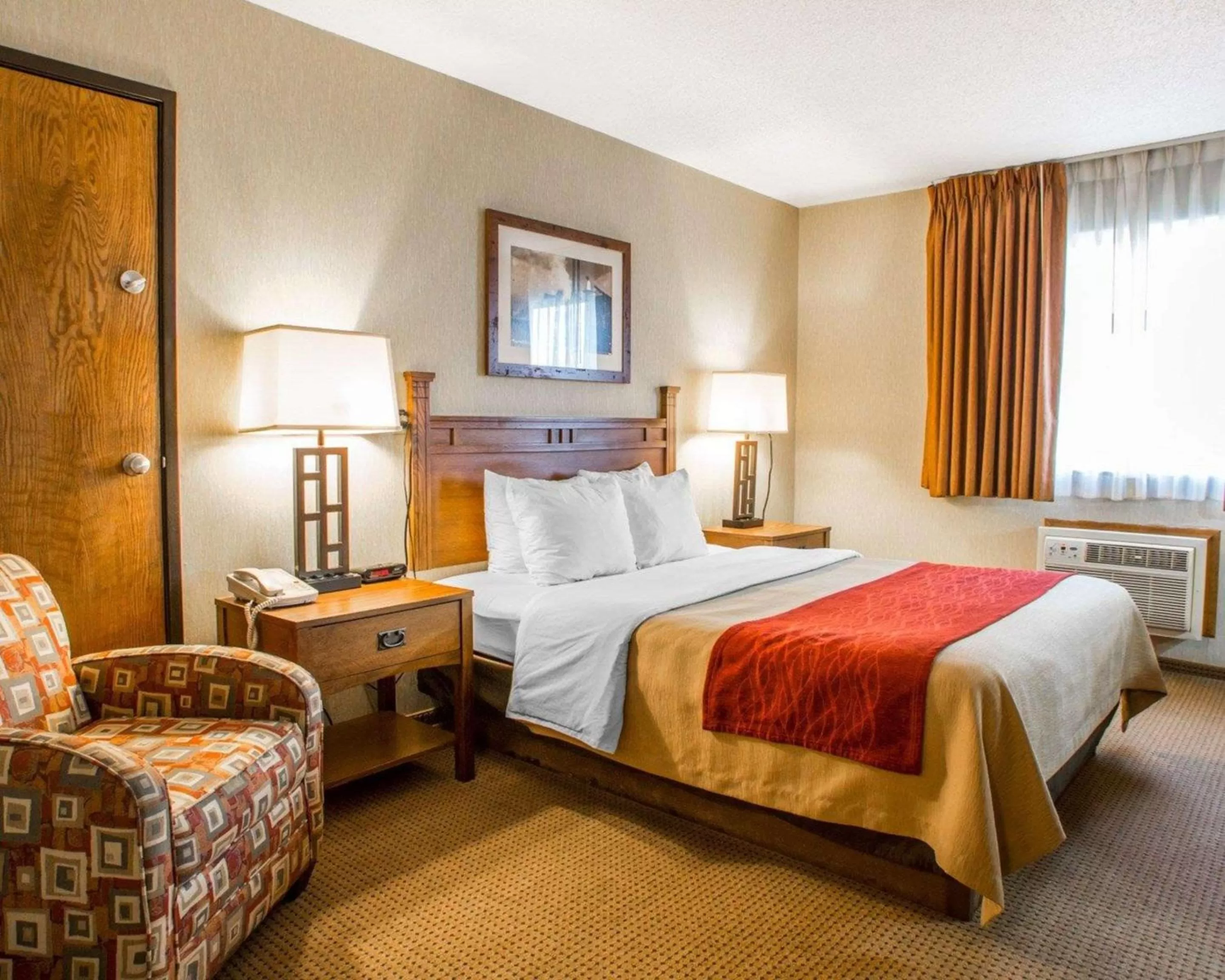 Queen Room - Disability Access/Non-Smoking in Quality Inn Ironwood