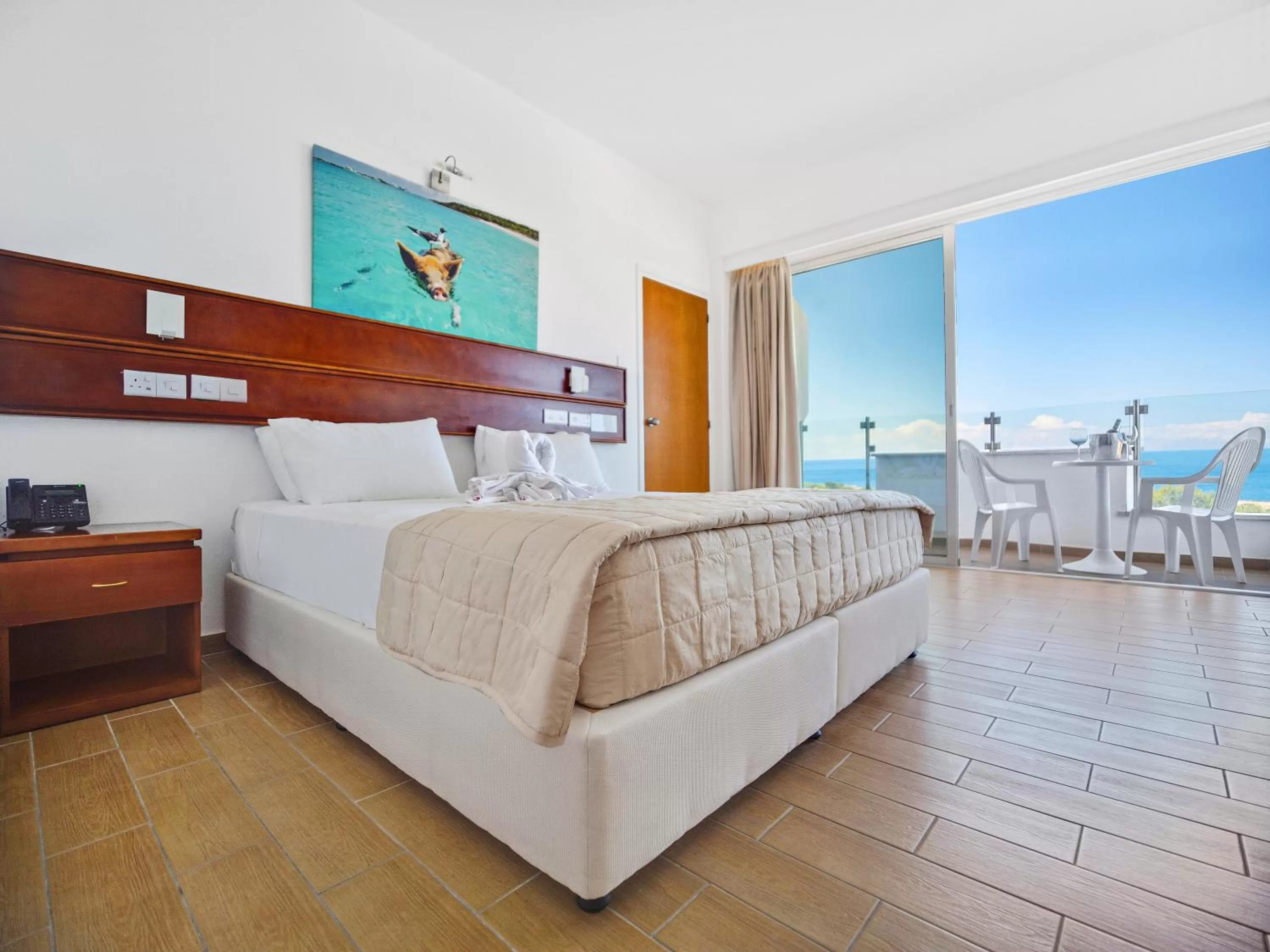 Suite with Sea View in Avlida Hotel