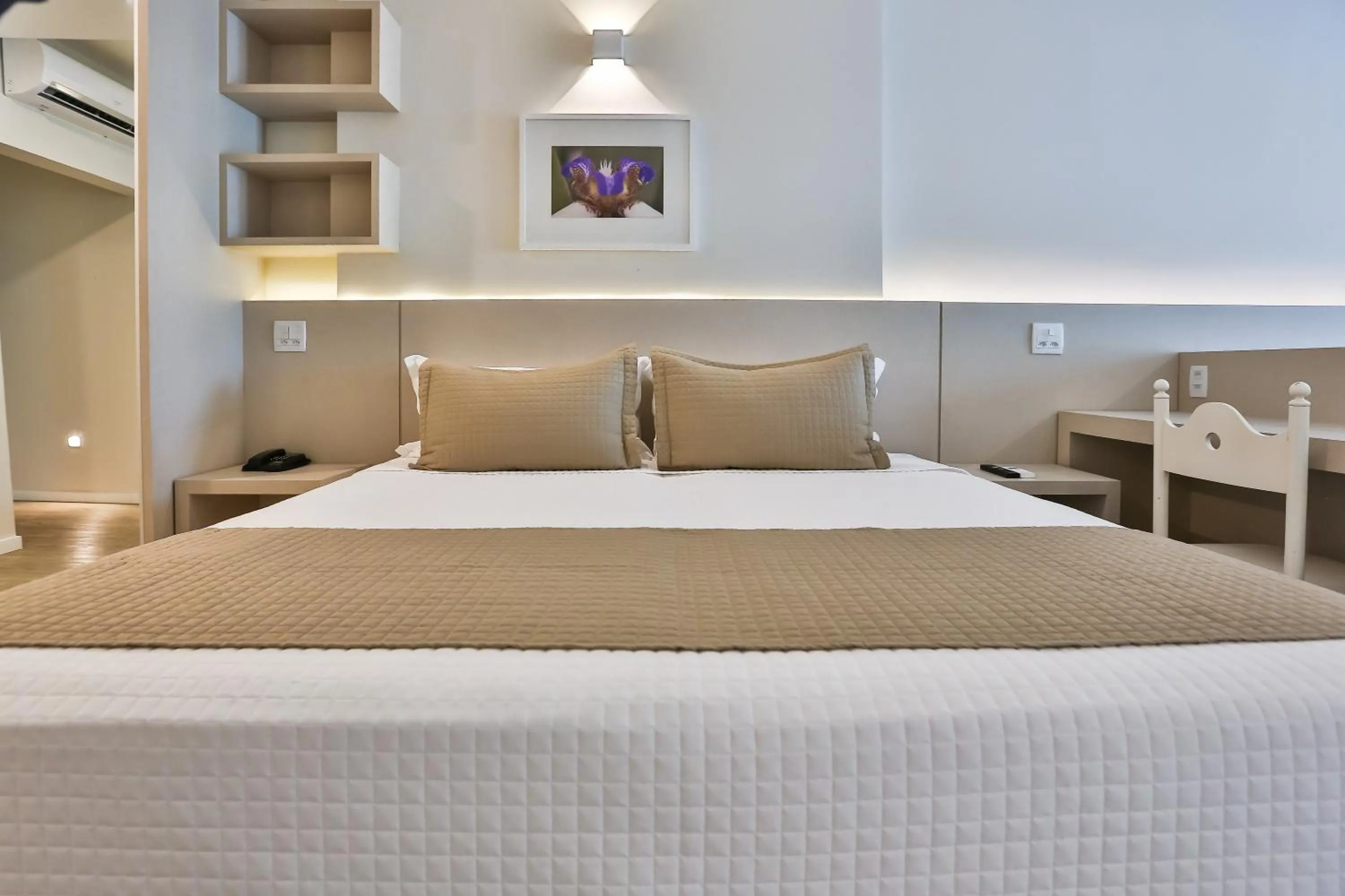 Deluxe Suite with Sea View in Itapema Beach Hotel & Convention