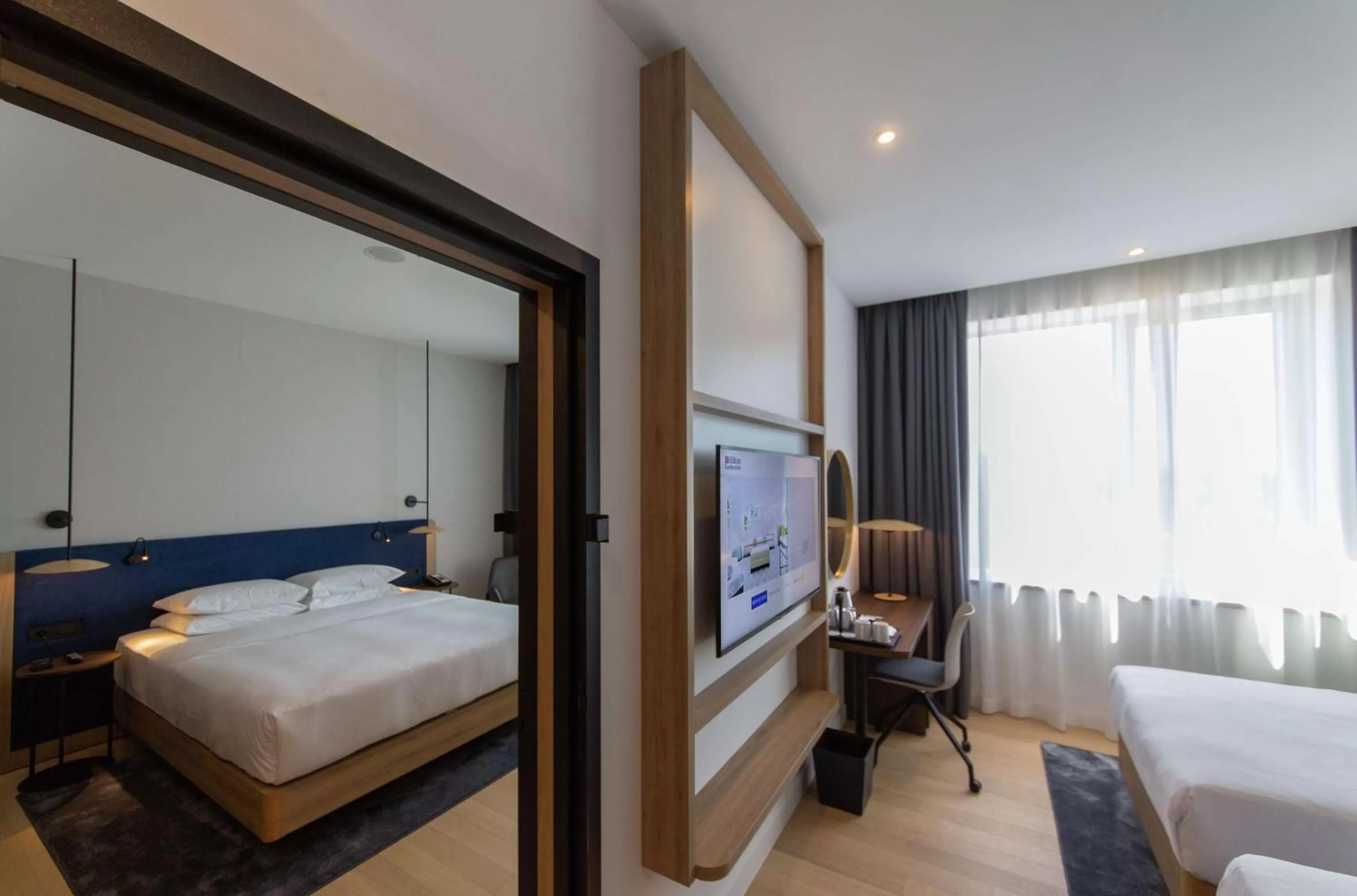 Family Connecting Rooms in Hilton Garden Inn Zagreb - Radnička