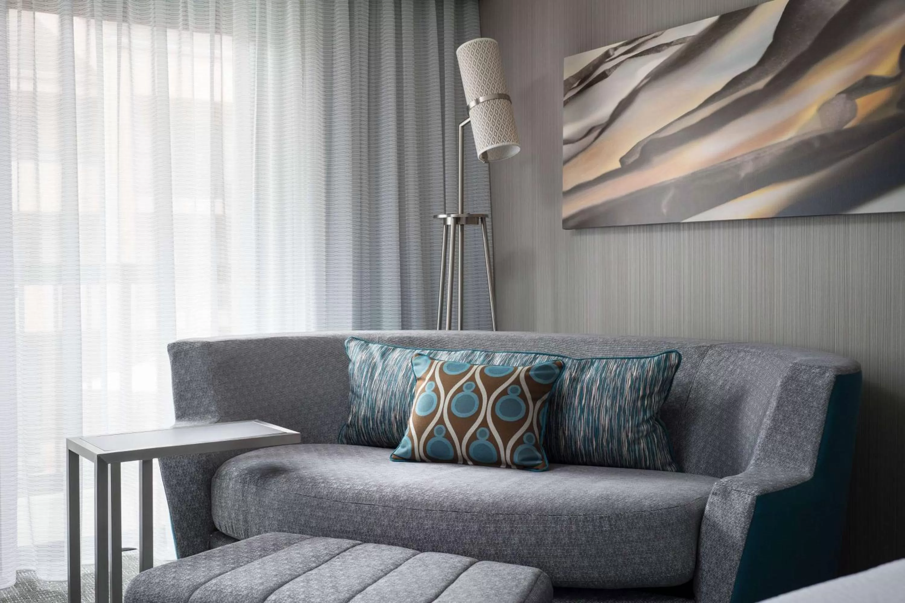 Deluxe King with Balcony in Sonesta Select Los Angeles LAX El Segundo