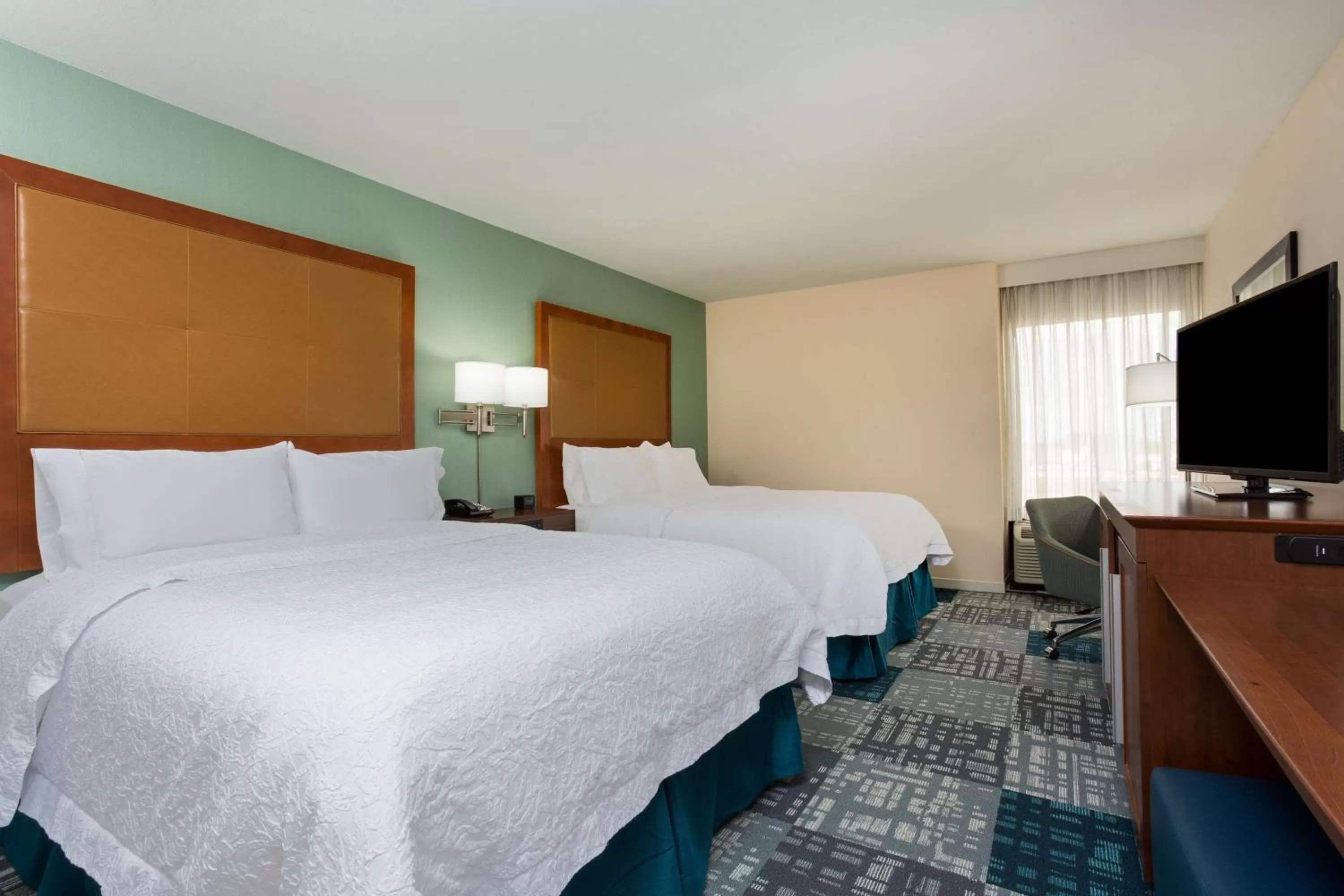 Queen Room with Two Queen Beds (4 Adults) in Hampton Inn Norcross