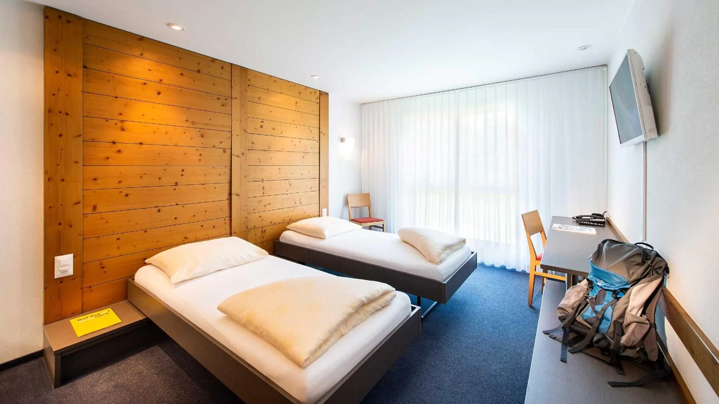 Twin or Double Room with Mountain View and Shower in Swiss Heidi Hotel