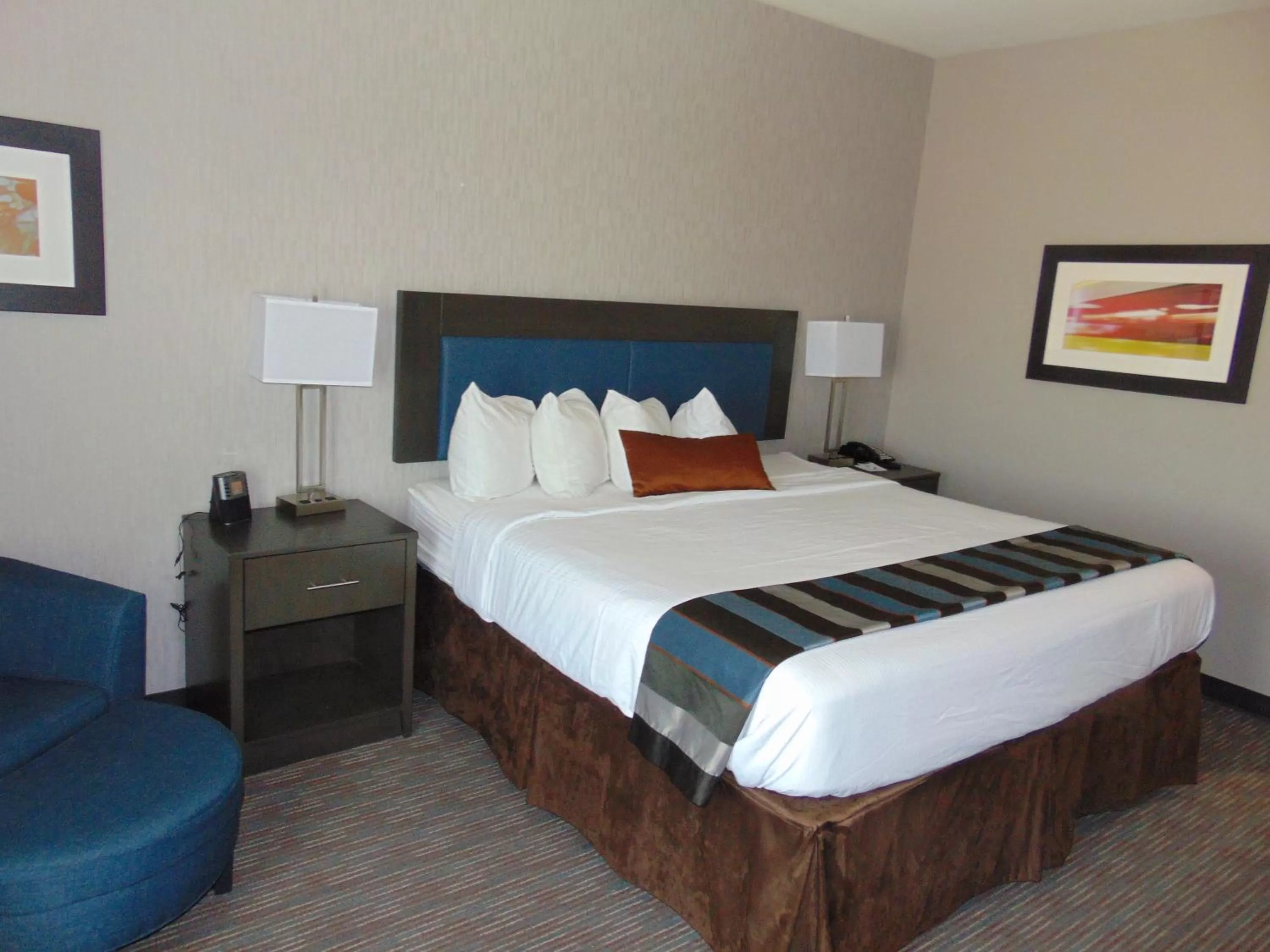King Room - Non-Smoking in Wingate by Wyndham Lubbock