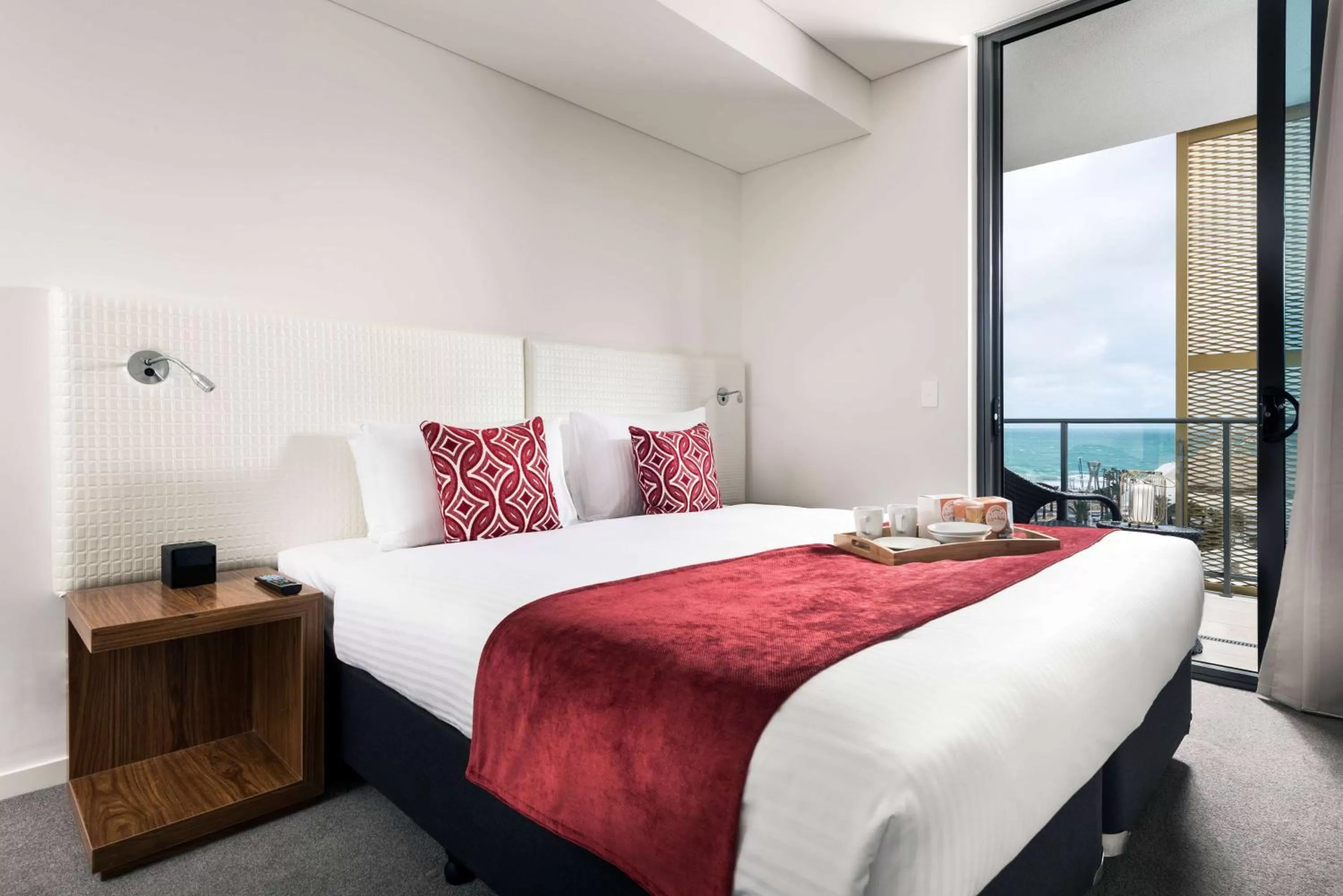 One-Bedroom Apartment in Ramada by Wyndham VetroBlu Scarborough Beach