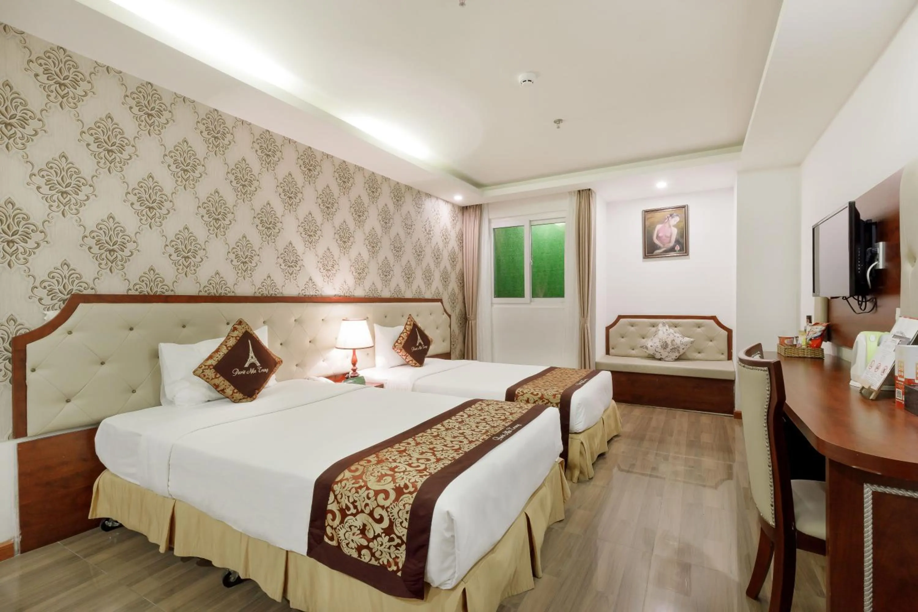 Standard Twin Room No View in Paris Luxury Hotel & Apartment Nha Trang