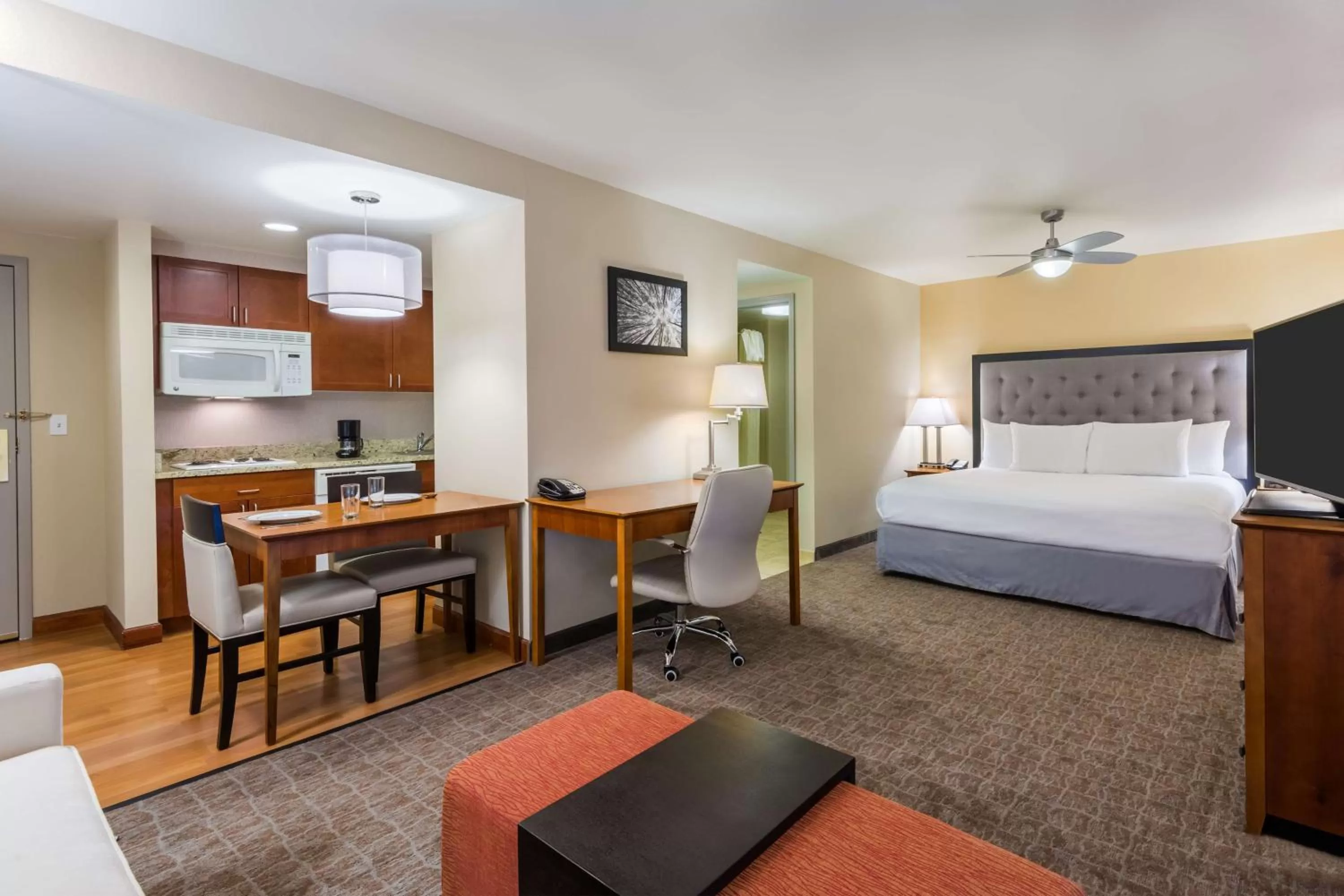 King Studio Suite - Non-Smoking in Larkspur Landing Extended Stay Suites St Louis Riverport