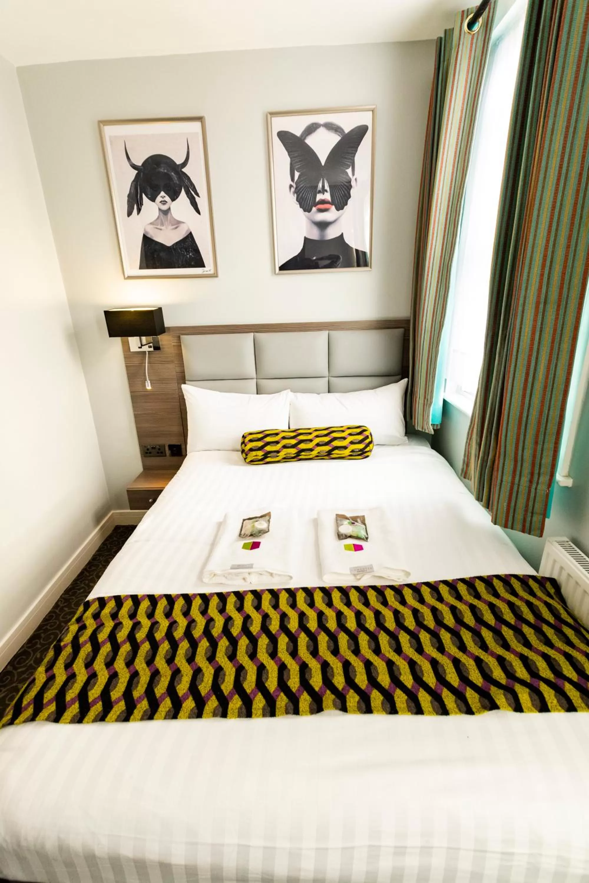 En Suite Double Room in Comfotel PRPL