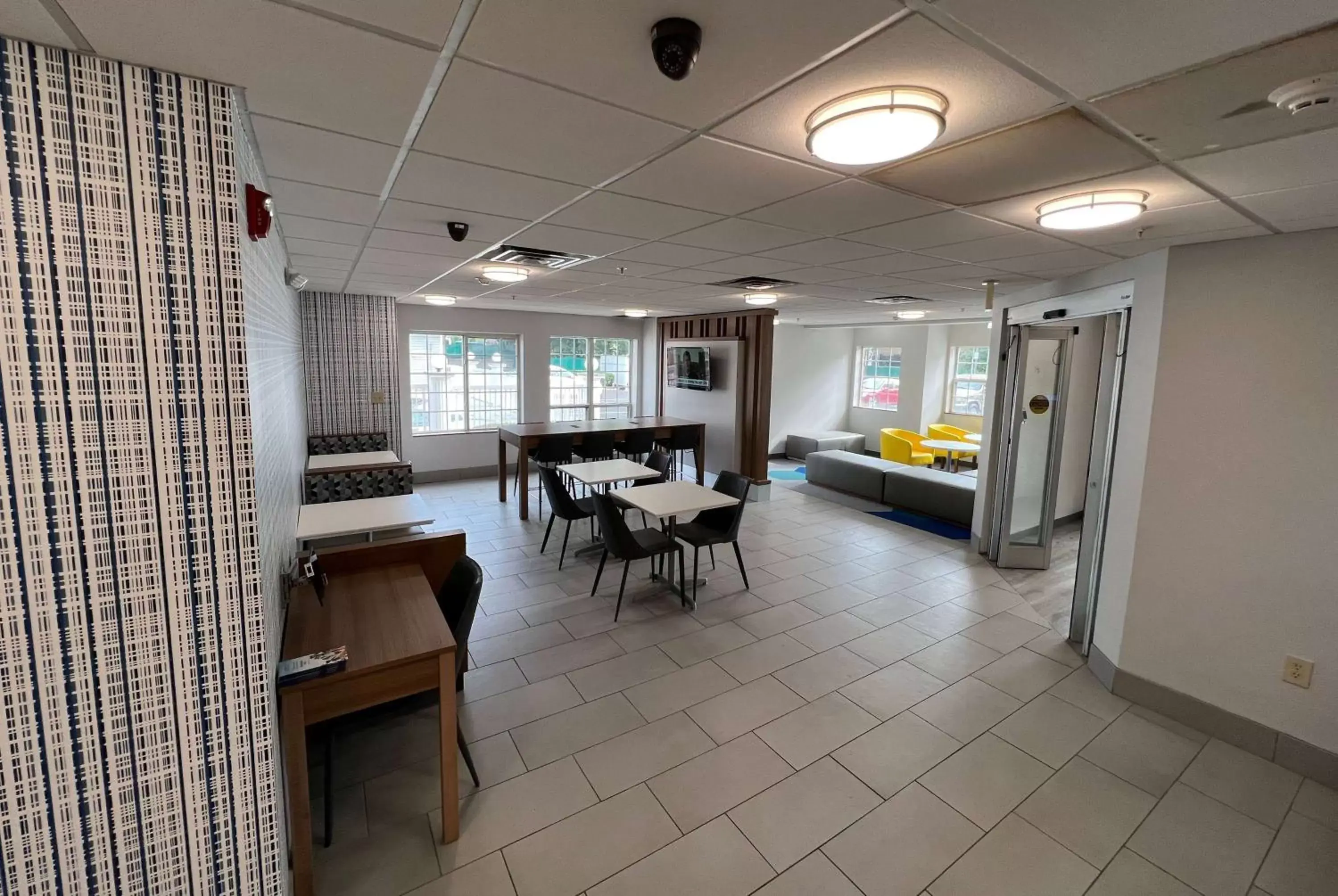 Microtel Inn & Suites by Wyndham Charlotte/Northlake Microtel Inn & Suites by Wyndham Charlotte/Northlake