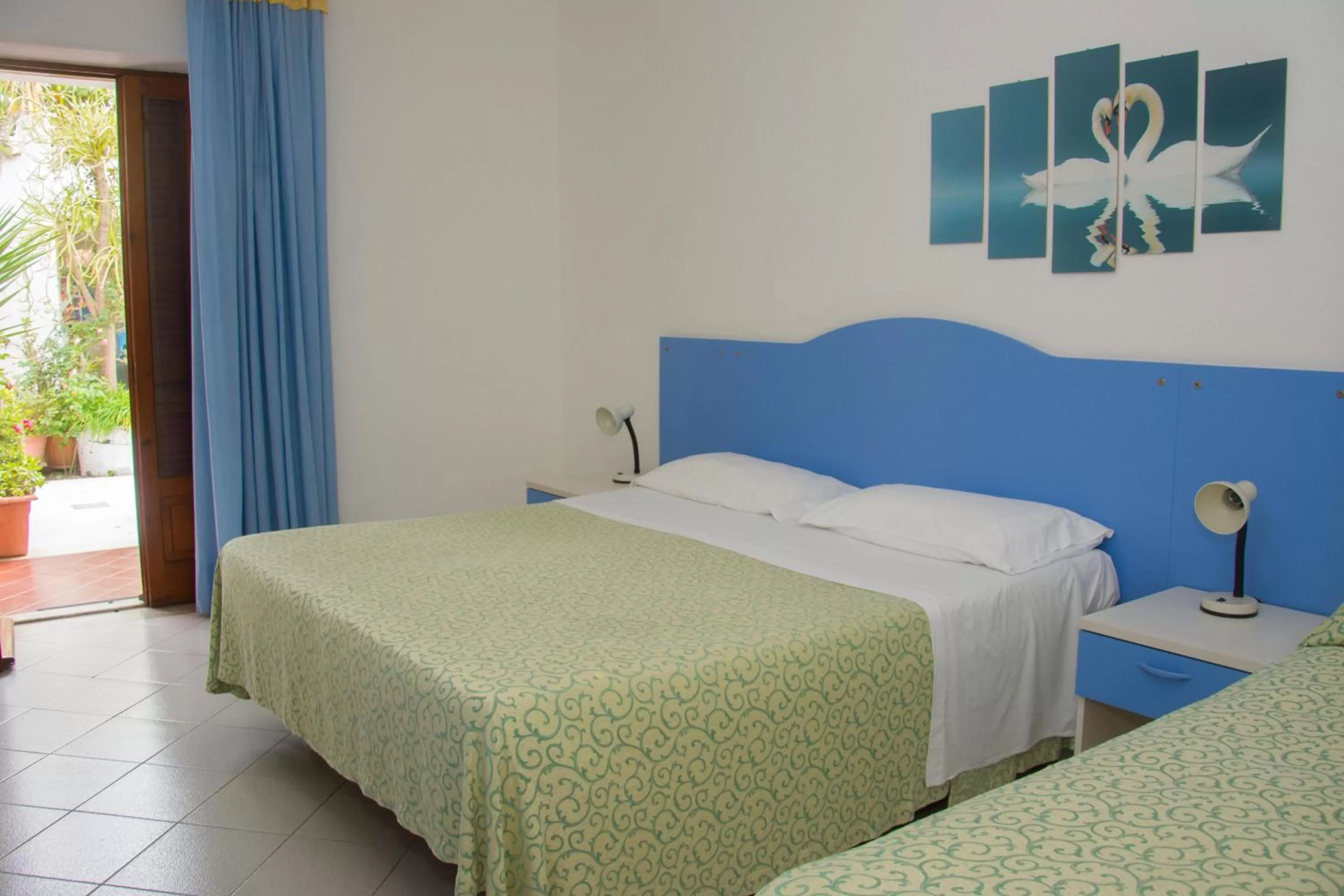 Double Room with Patio in Hotel Villa Mena