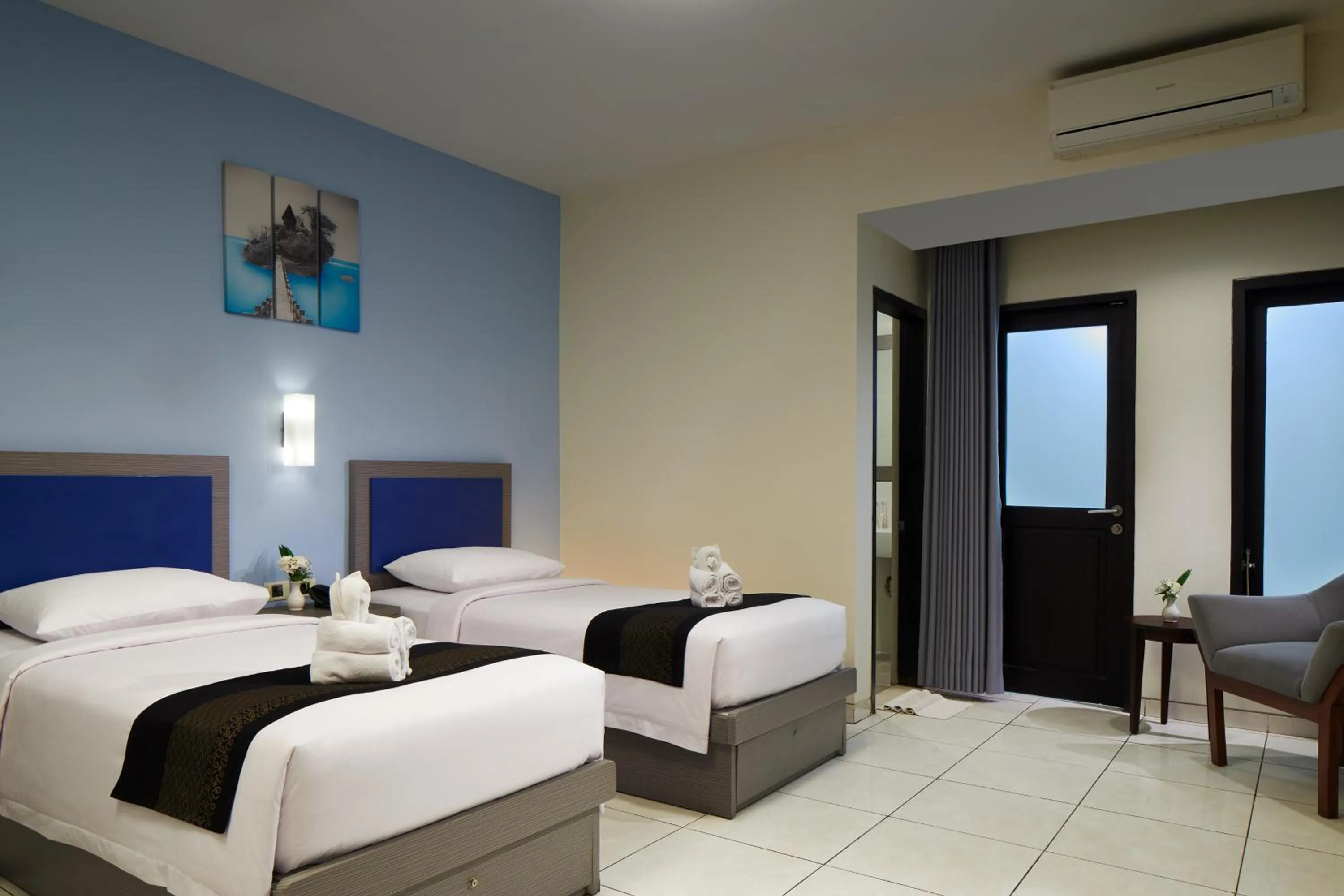Superior Twin Room in eL Hotel Malang