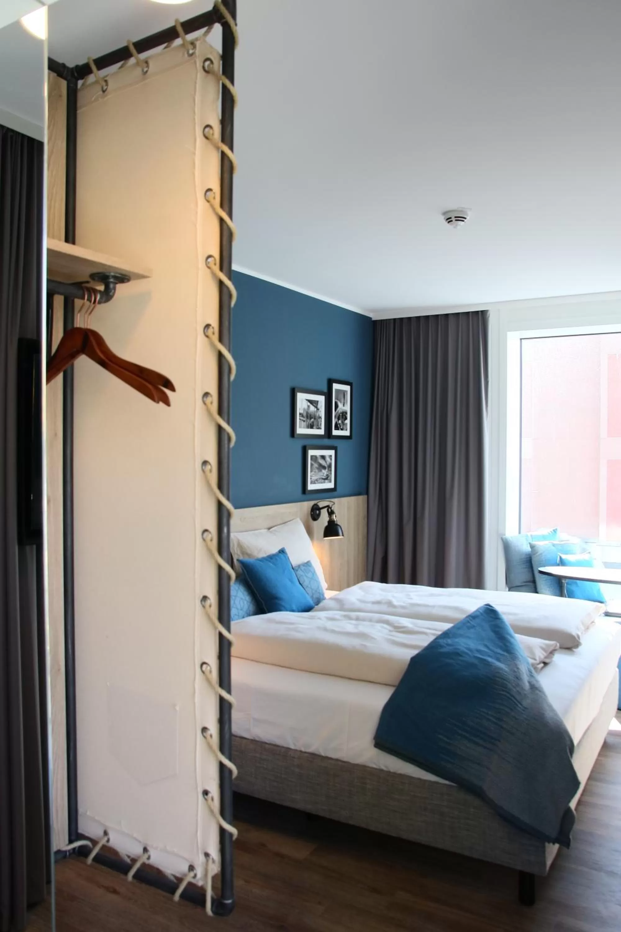 Single Room in HARBR Hotel Konstanz, a member of Radisson Individuals