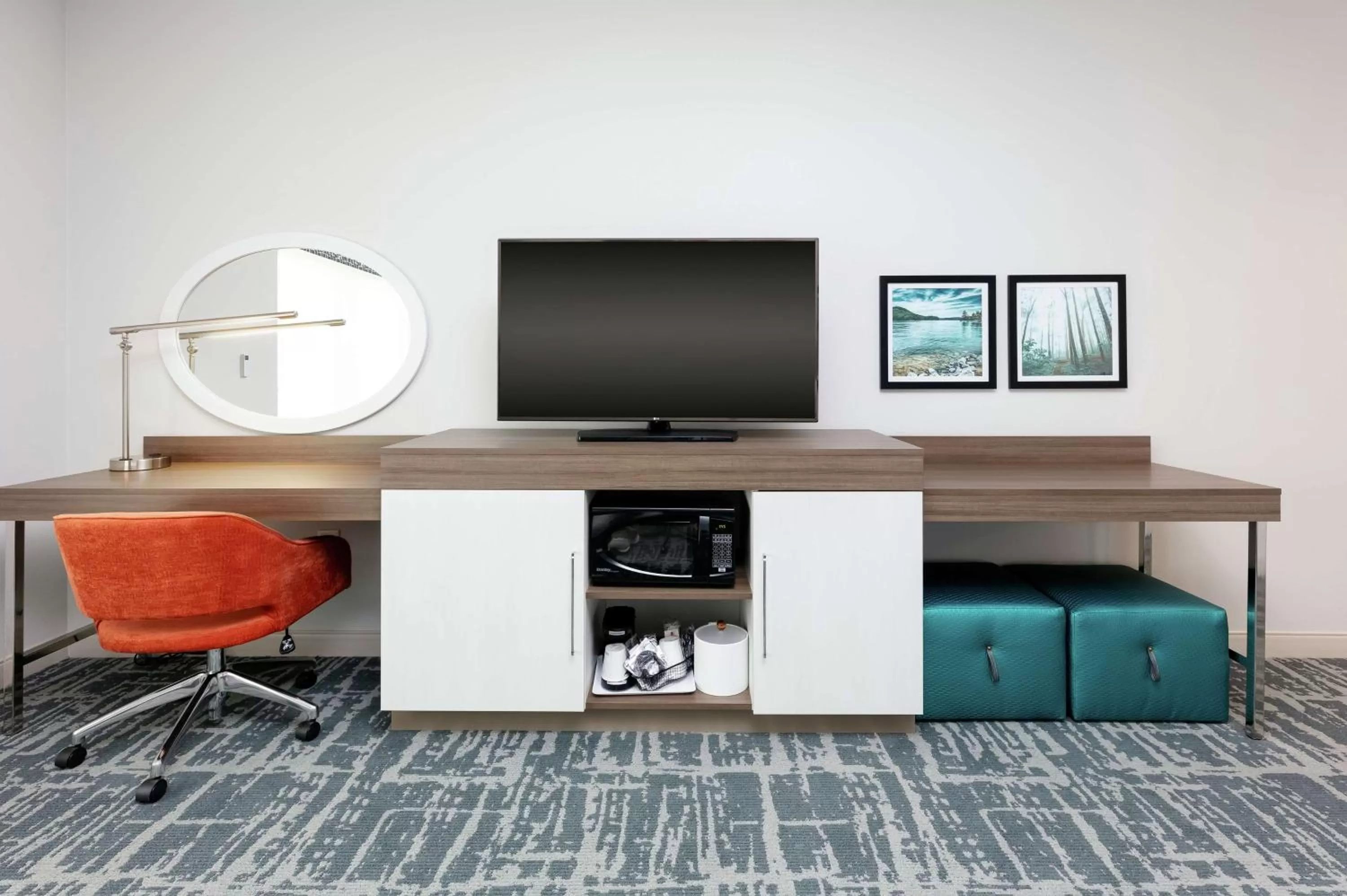 Queen Room with Two Queen Beds - Hearing Access/Non-Smoking in Hampton Inn Acworth