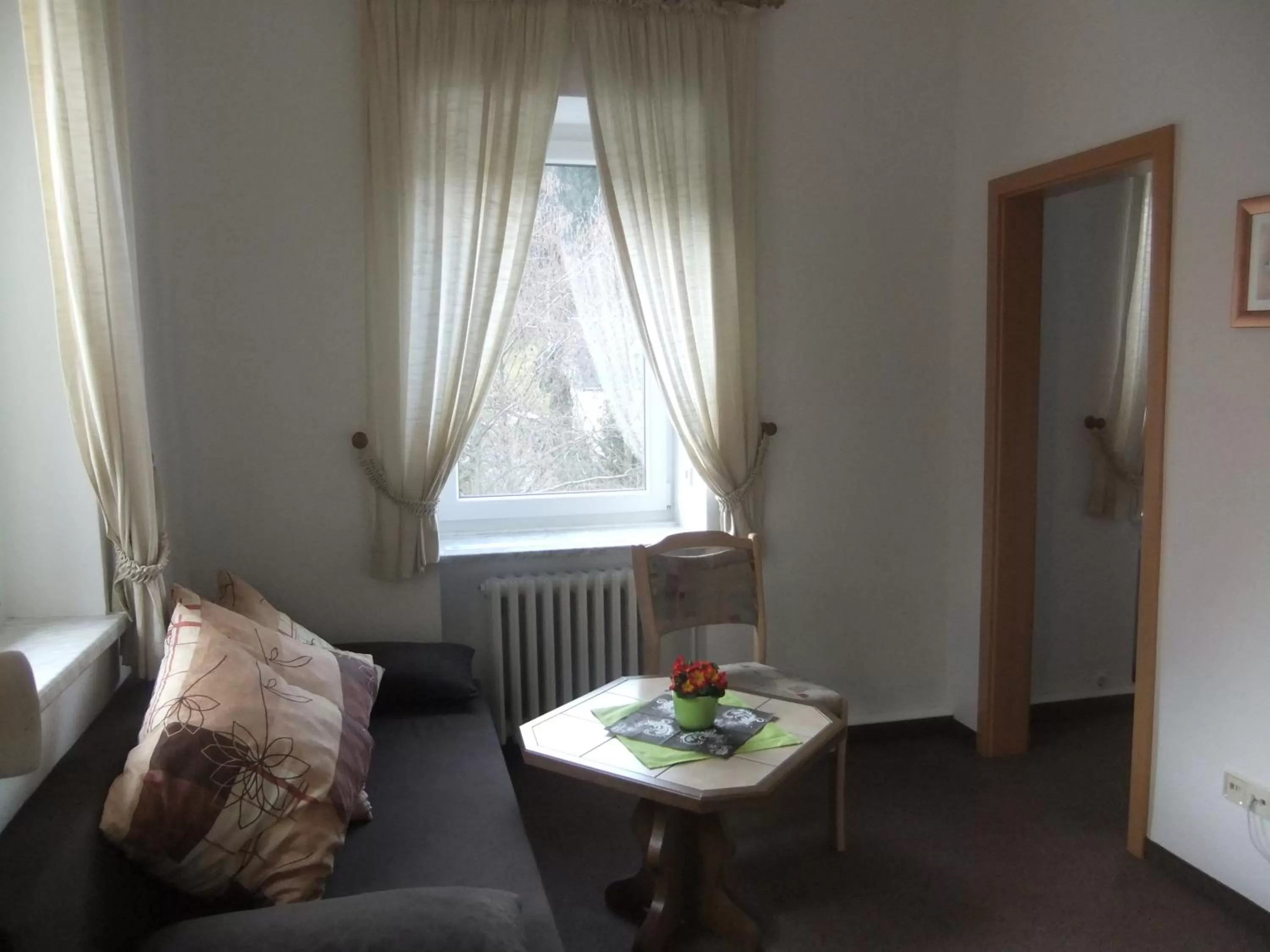 Double or Twin Room in Zur Edlen Krone