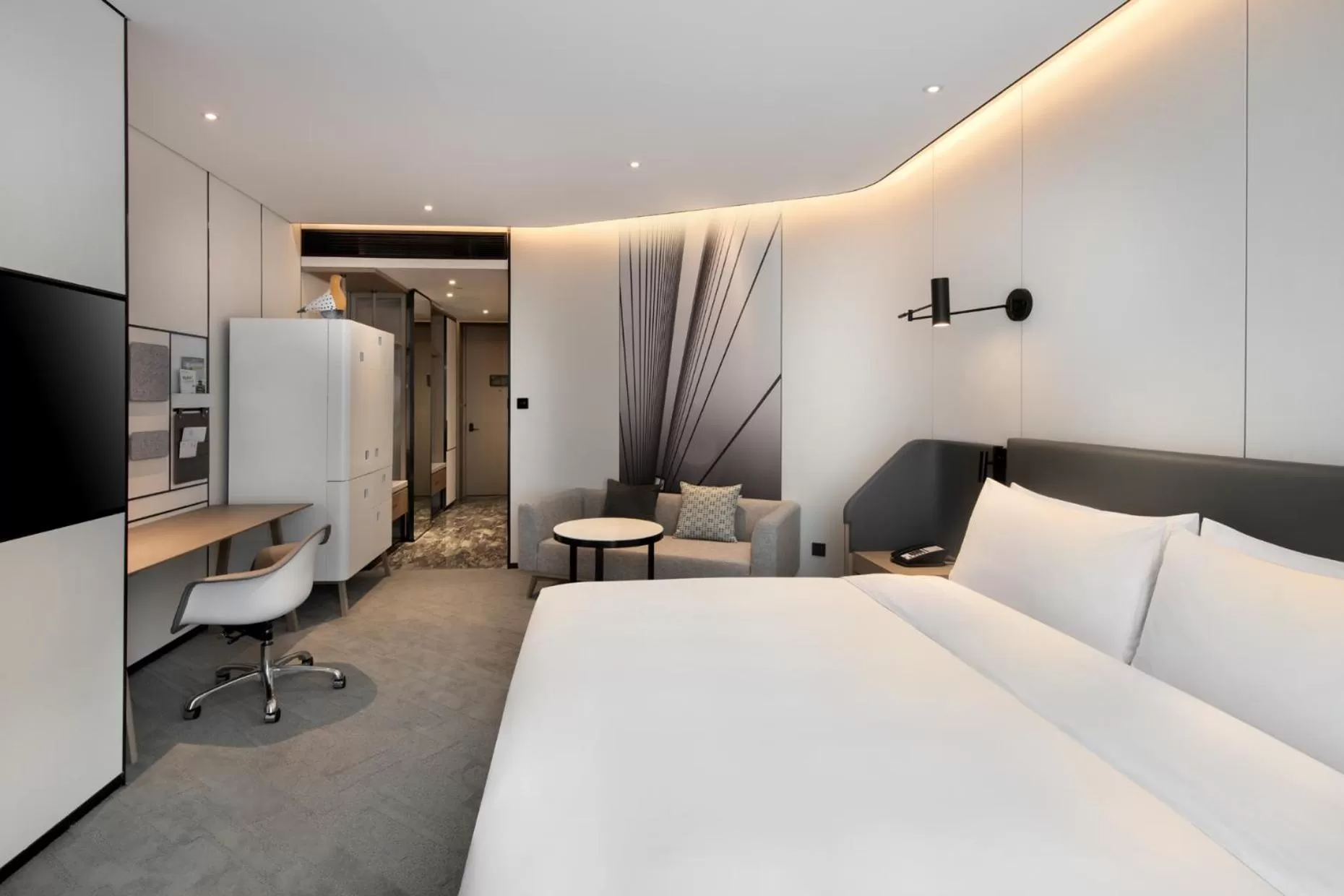 Standard King Room with River View in Crowne Plaza Quanzhou Riverview by IHG