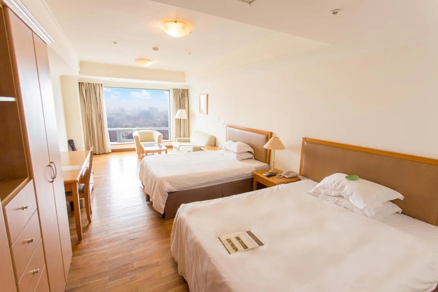 Executive Family Room in Park Lane Inn