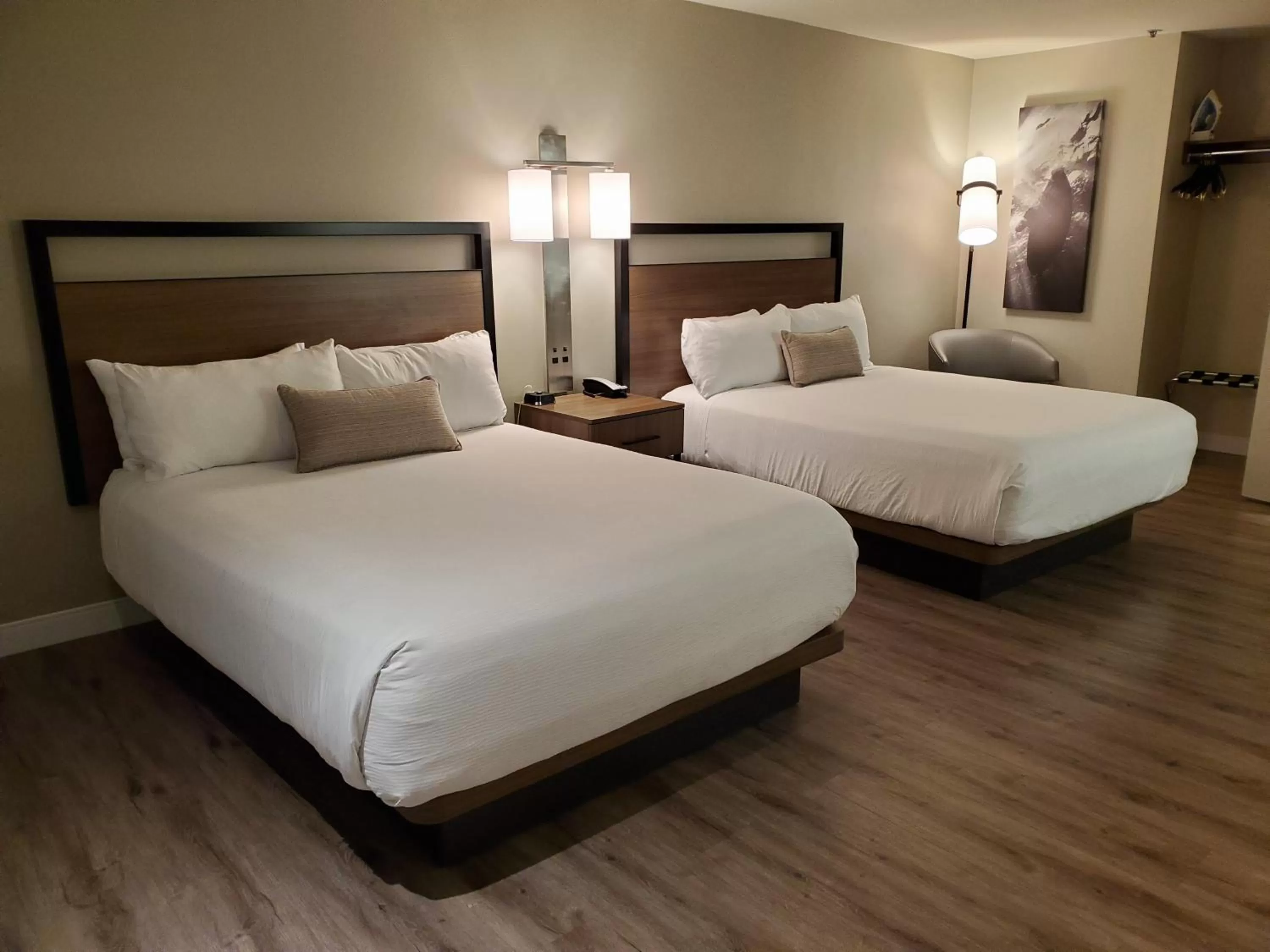 Queen Room with Two Queen Beds - Non-Smoking in Wyndham Garden San Diego